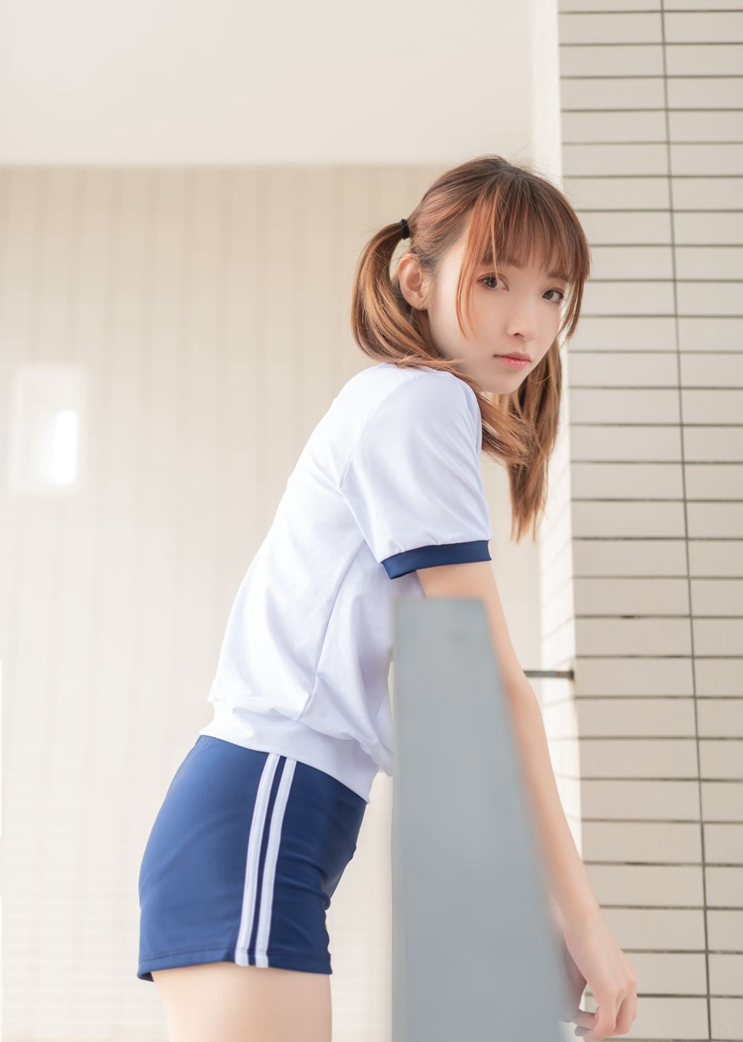 JK白丝制服美腿高清玉足可爱双马尾大尺度污图