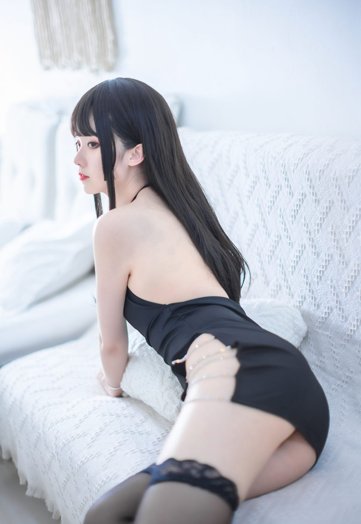 COSER Baiyin 81 Black Stockings High Heels JK Fair Beautiful Legs High Definition Photo Set 2020