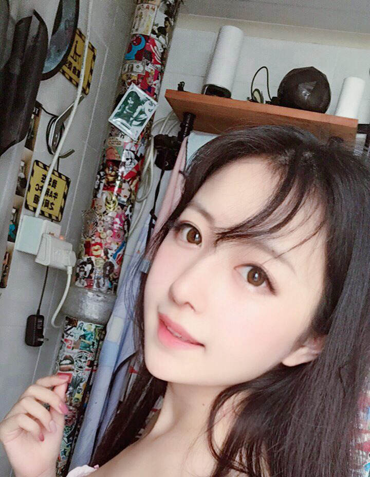 cosplay小鹿鹿白嫩皮膚性感美腿高顏值寫真