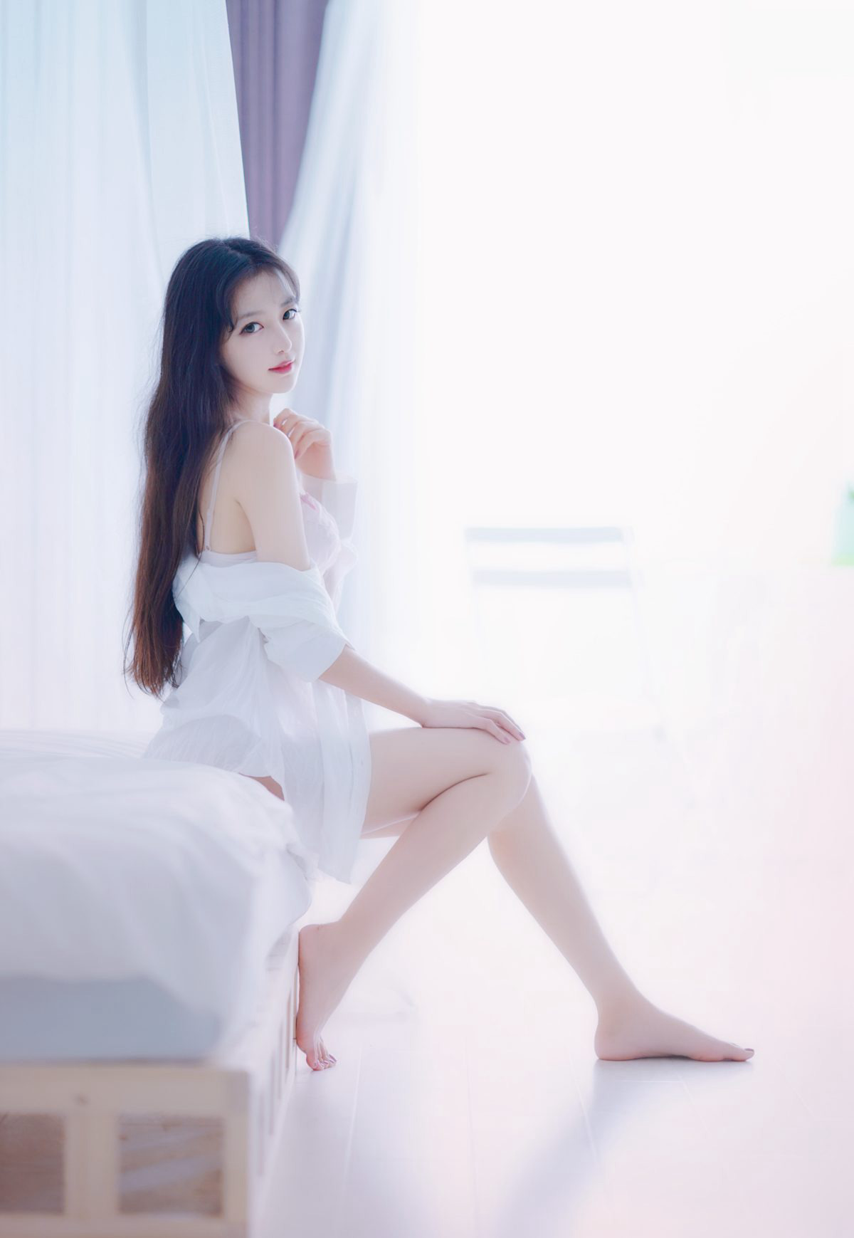 Cosplay Xiao Lu Lu with fair and tender skin, sexy beautiful legs, high face value photo shoot.