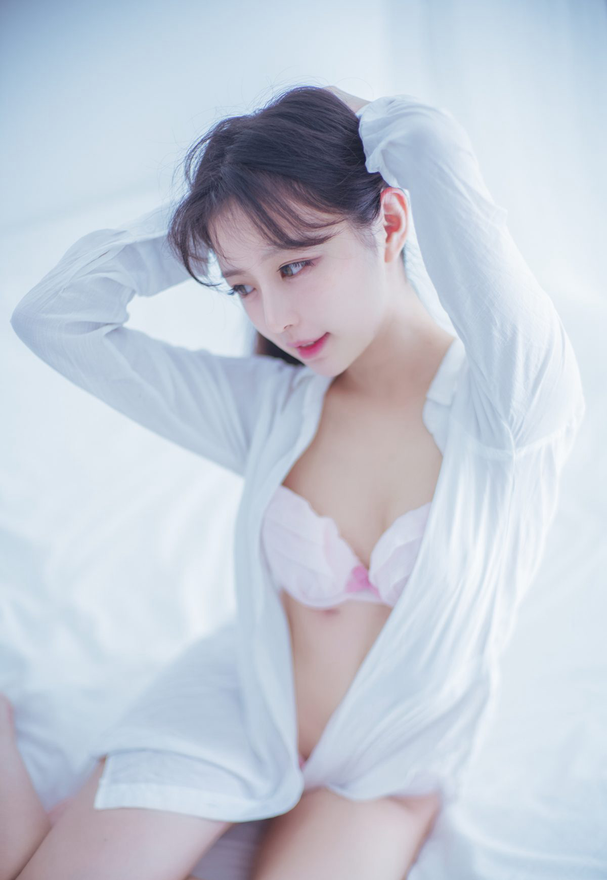 Cosplay Xiao Lu Lu with fair and tender skin, sexy beautiful legs, high face value photo shoot.
