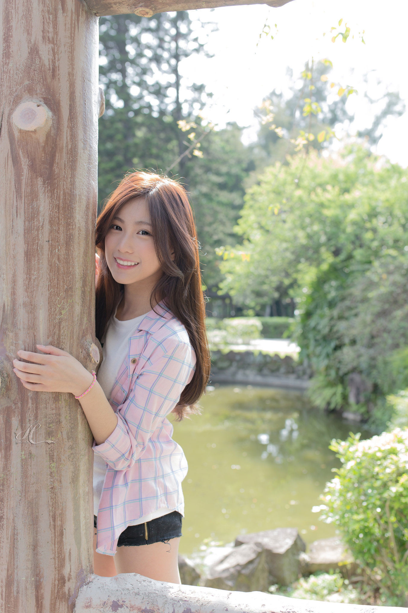 台湾の美女] チャン・チュウシャン 台北中山駅マクドナルドの校花女神公園小清新外撮
