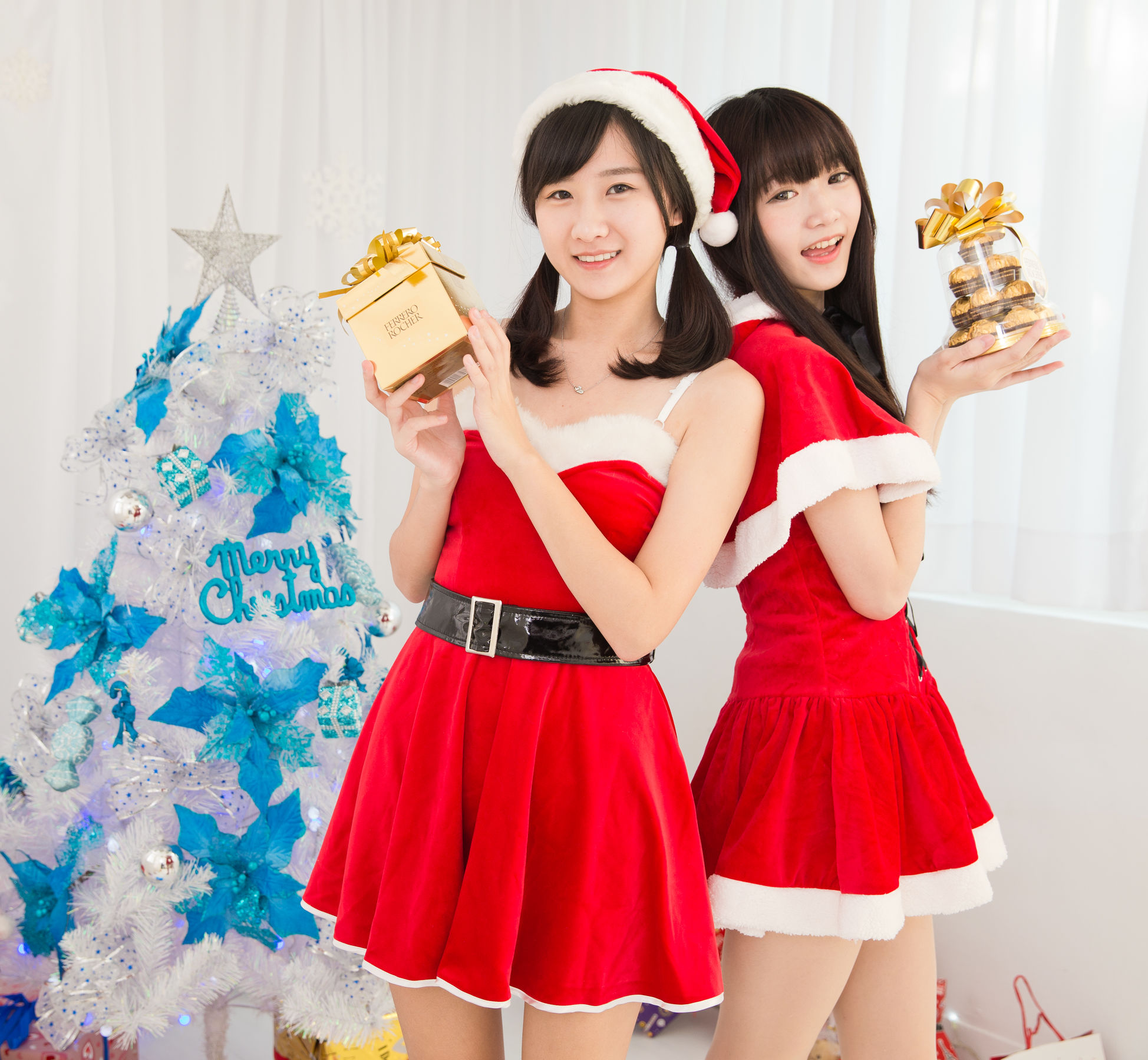 台湾美女] リシシュアン & ツイテンテン クリスマス室内撮影