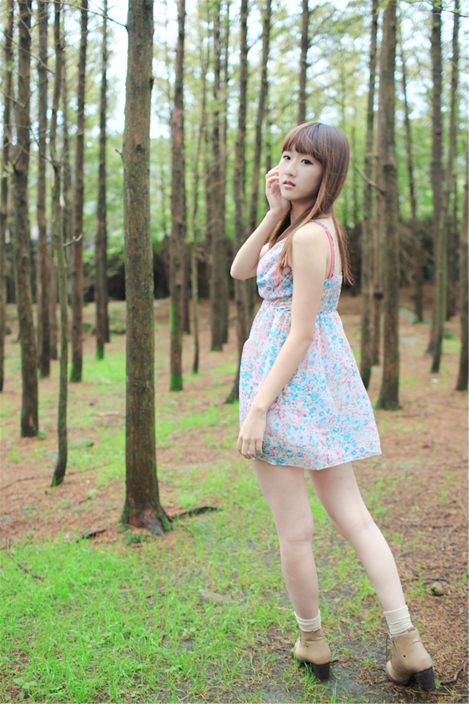 台灣美女] 李思嫻 陽明山外拍
