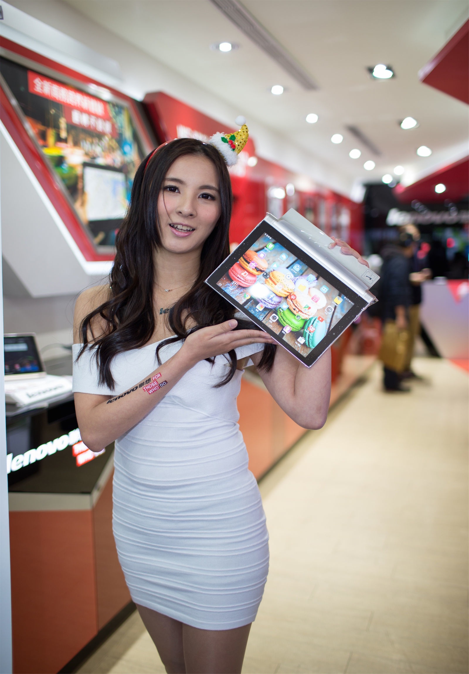 臺灣美女] 杜可薇Avy 台北市光華商場 聯想櫃台促銷員