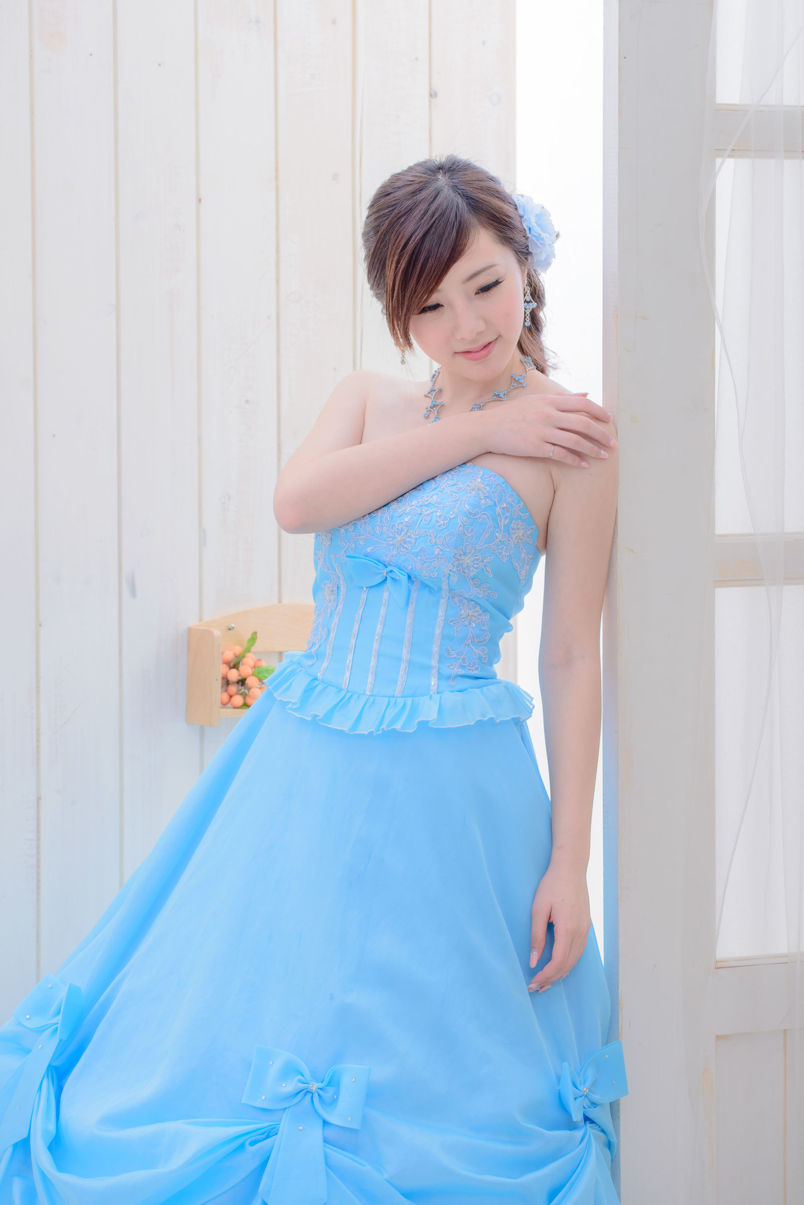 Taiwan Beauty] Chen Siying Blue and White Wedding Dress Photo Collection