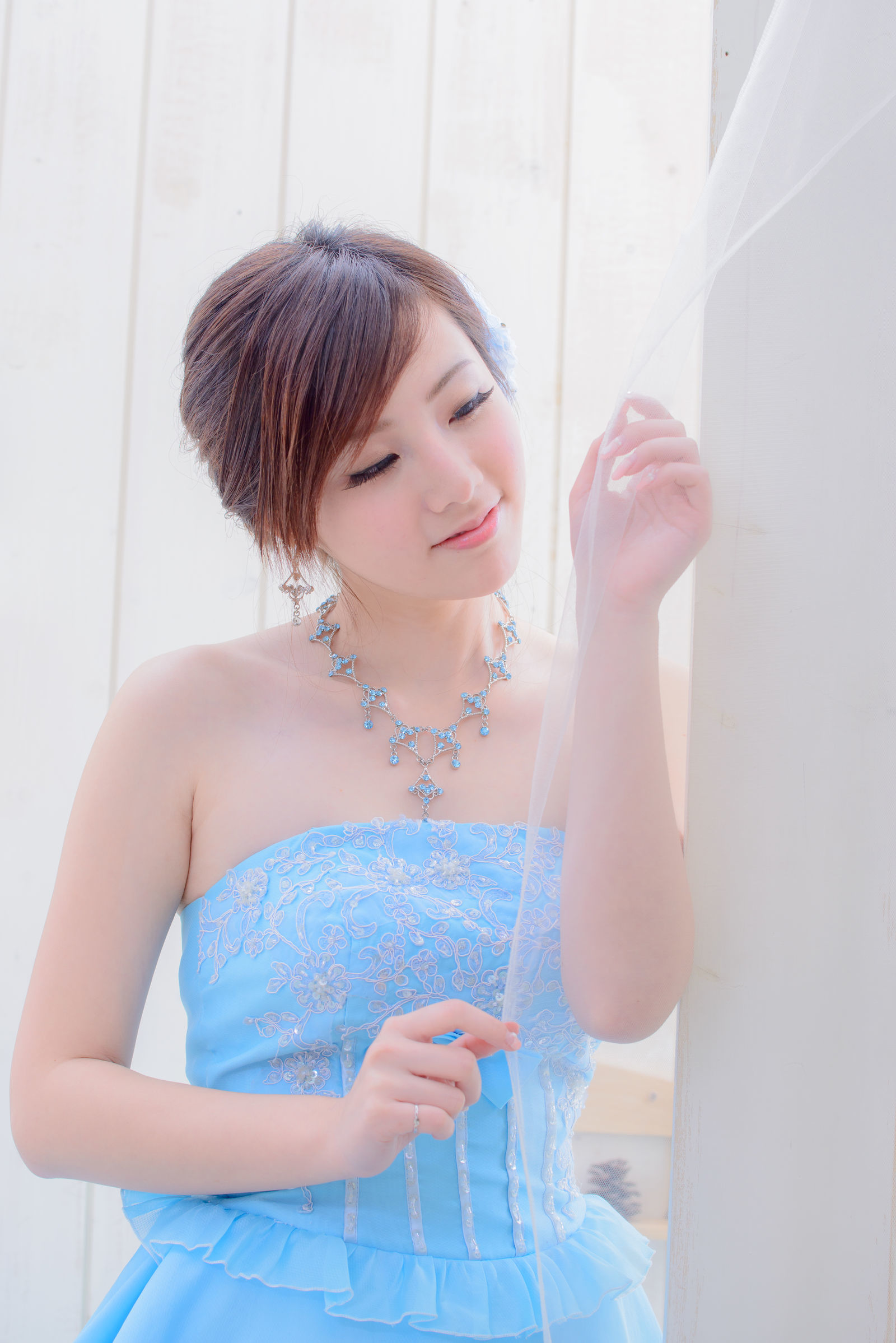 Taiwan Beauty] Chen Siying Blue and White Wedding Dress Photo Collection