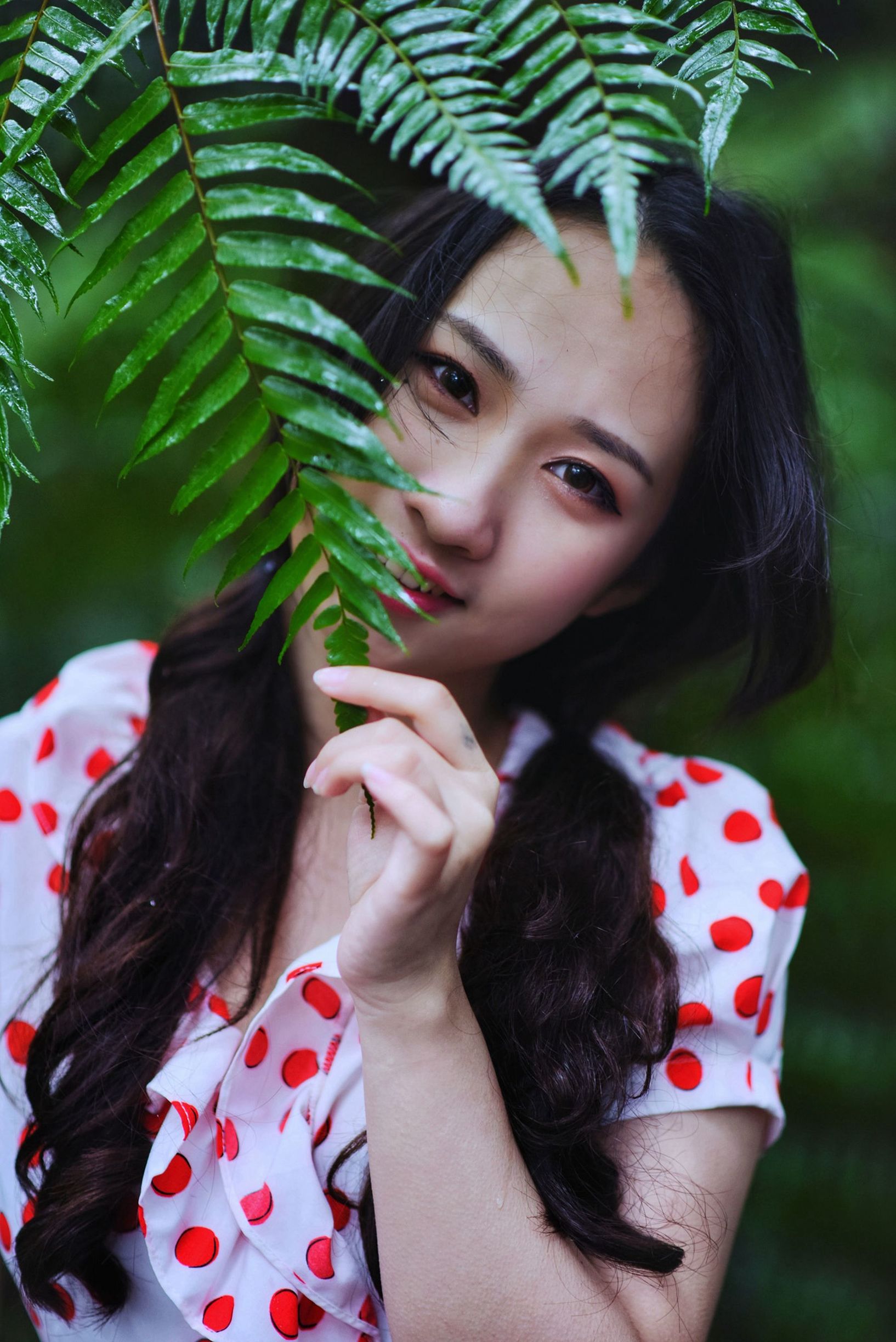 台湾の美女] 制服の女子 No.006 岑晴晴 ゆったりとしたセクシー