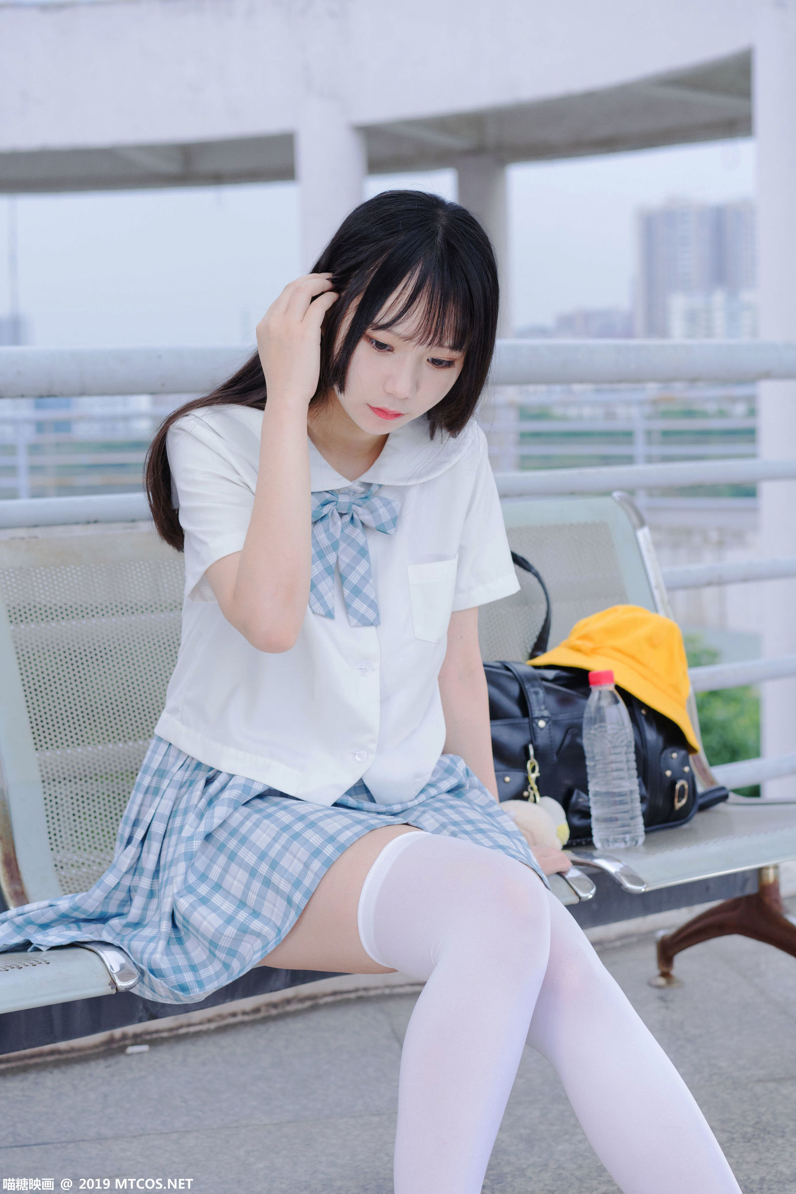 Quẩy Đường Phim] VOL.015 Váy lụa trắng kẻ caro