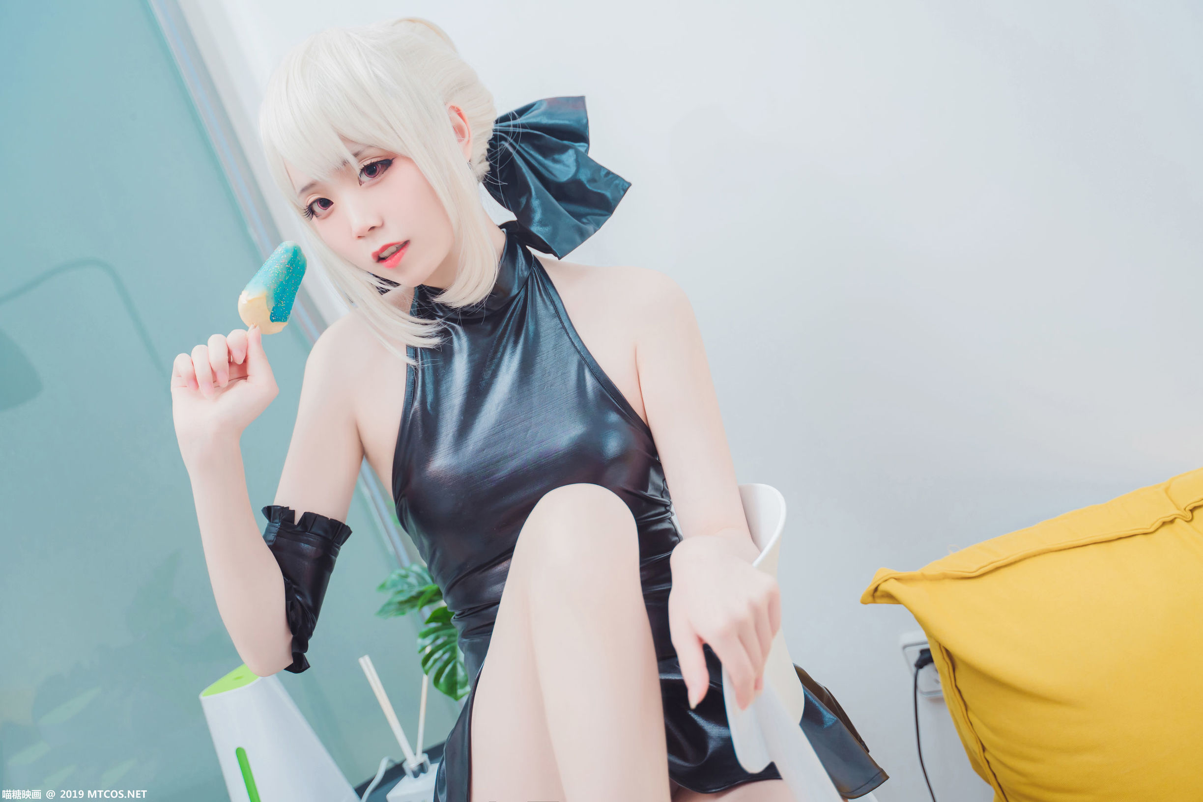 Miêu Đường Điện Ảnh] VOL.026 Quần áo vinyl đen