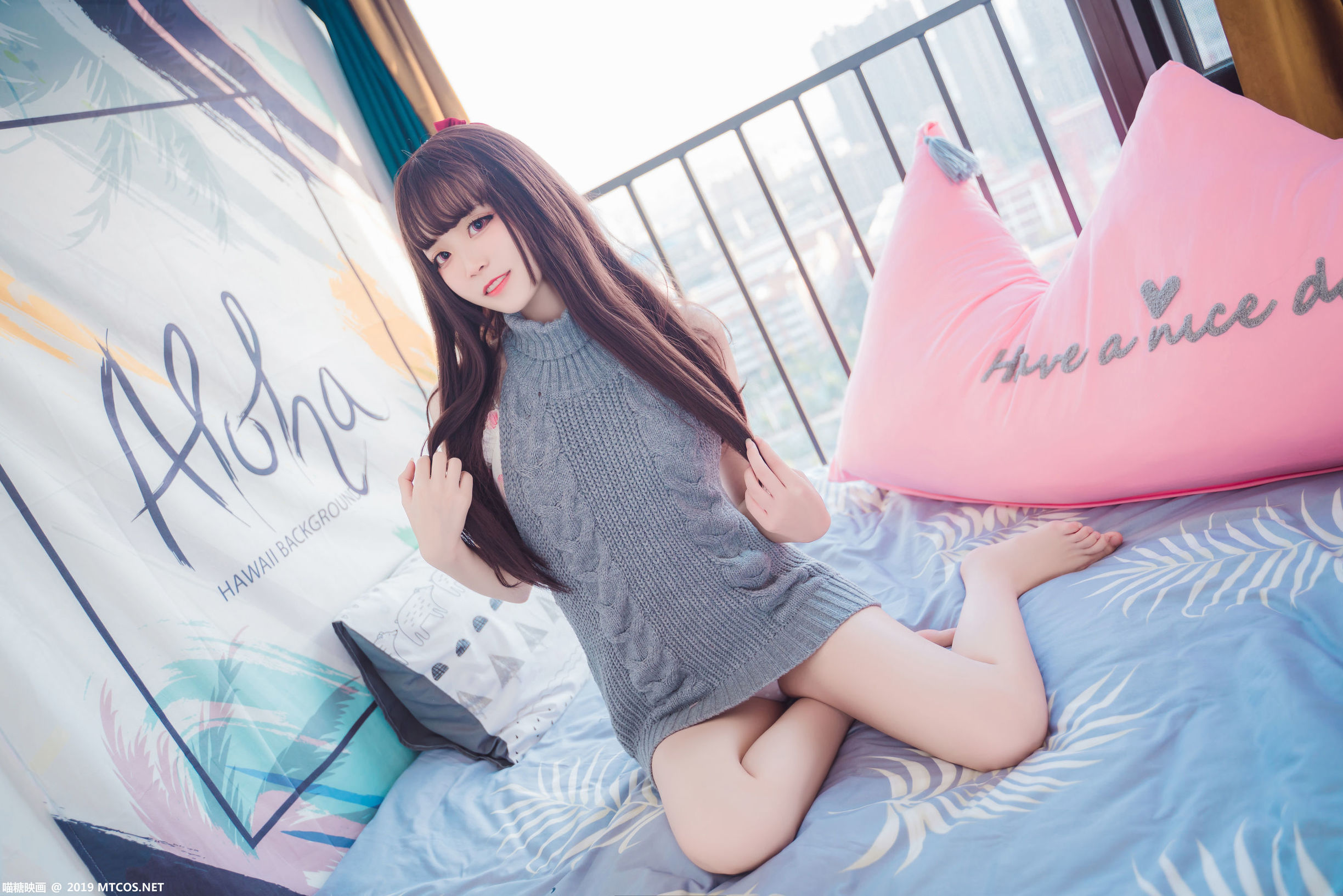 Miêu Đường Điện Ảnh] VOL.030 Áo len lộ lưng