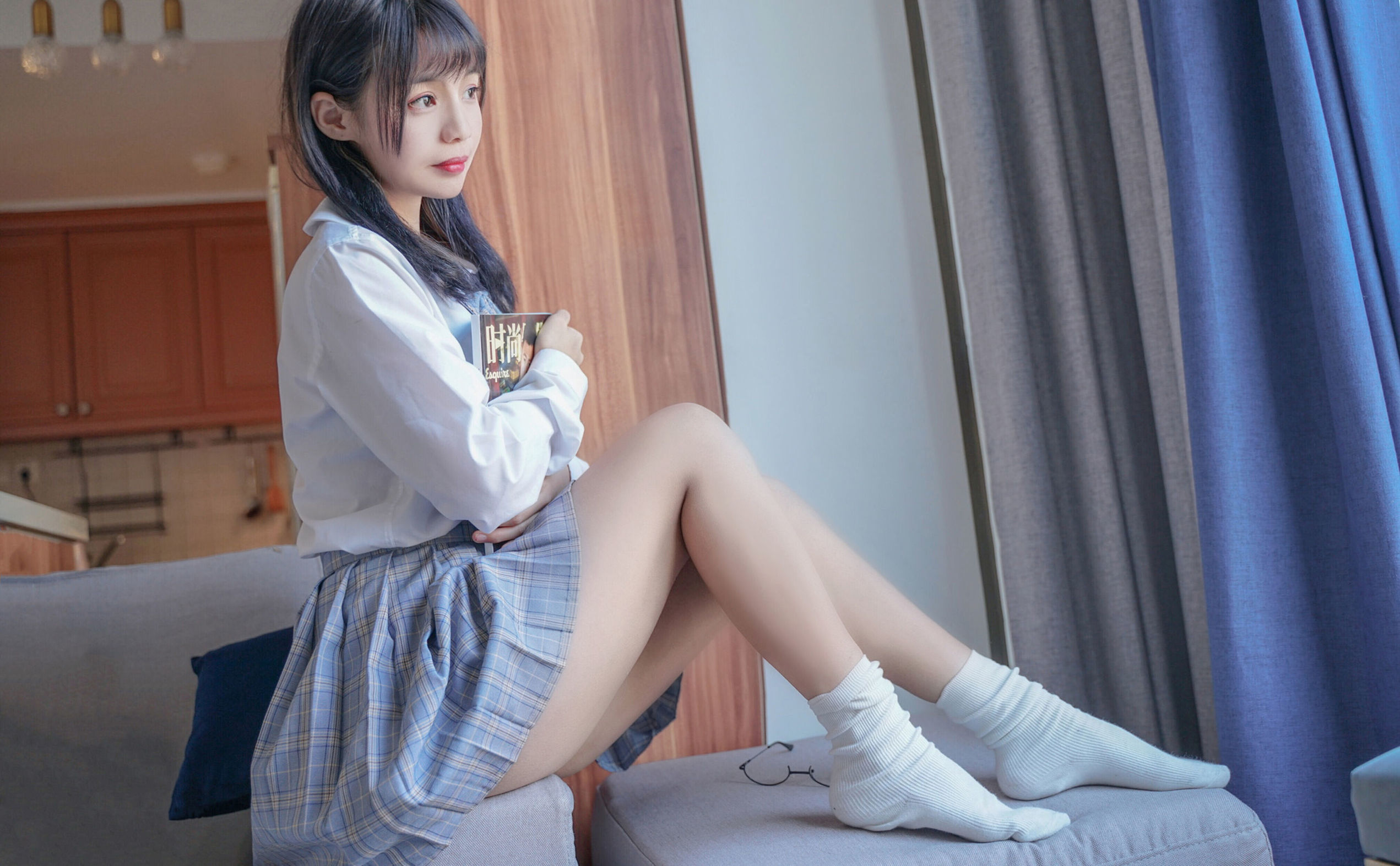 Miêu Đường Điện Ảnh] VOL.047 Váy đồng phục chân trần