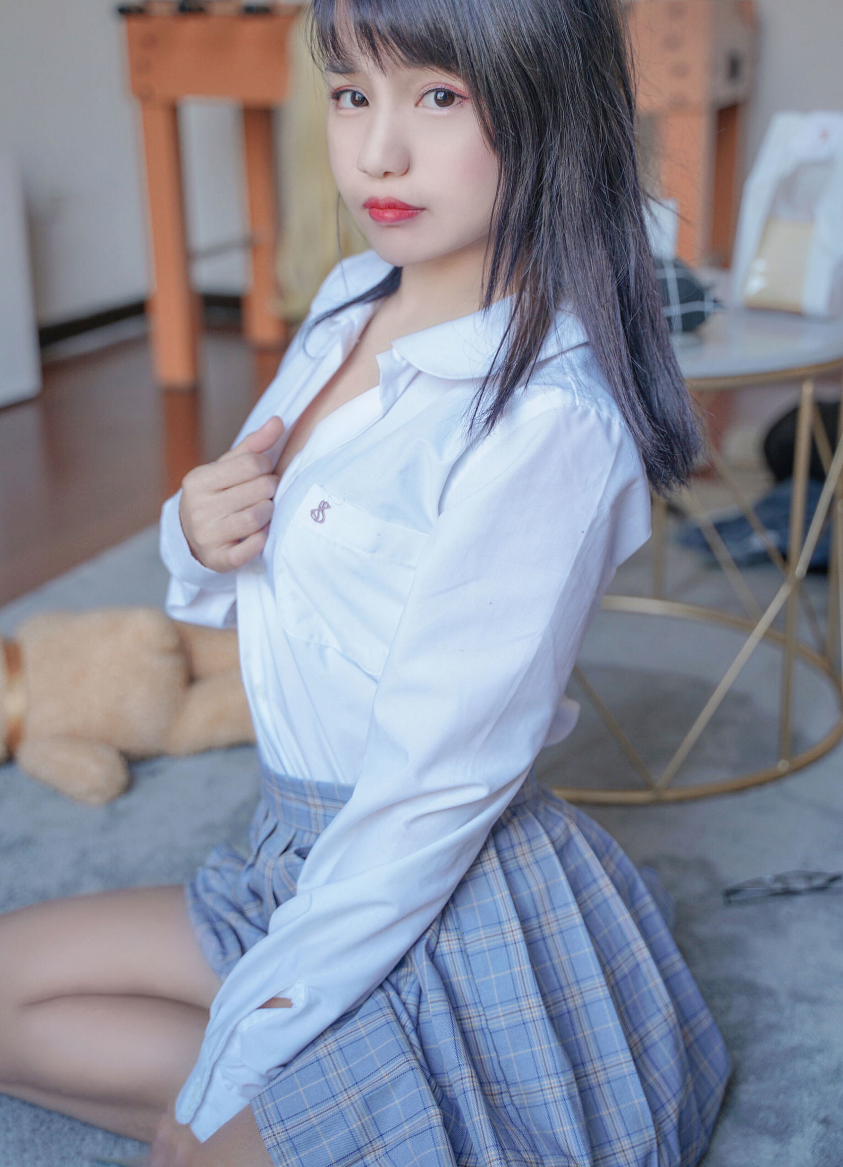 Meow Sugar Film] VOL.047 Bare Leg Uniform Skirt
