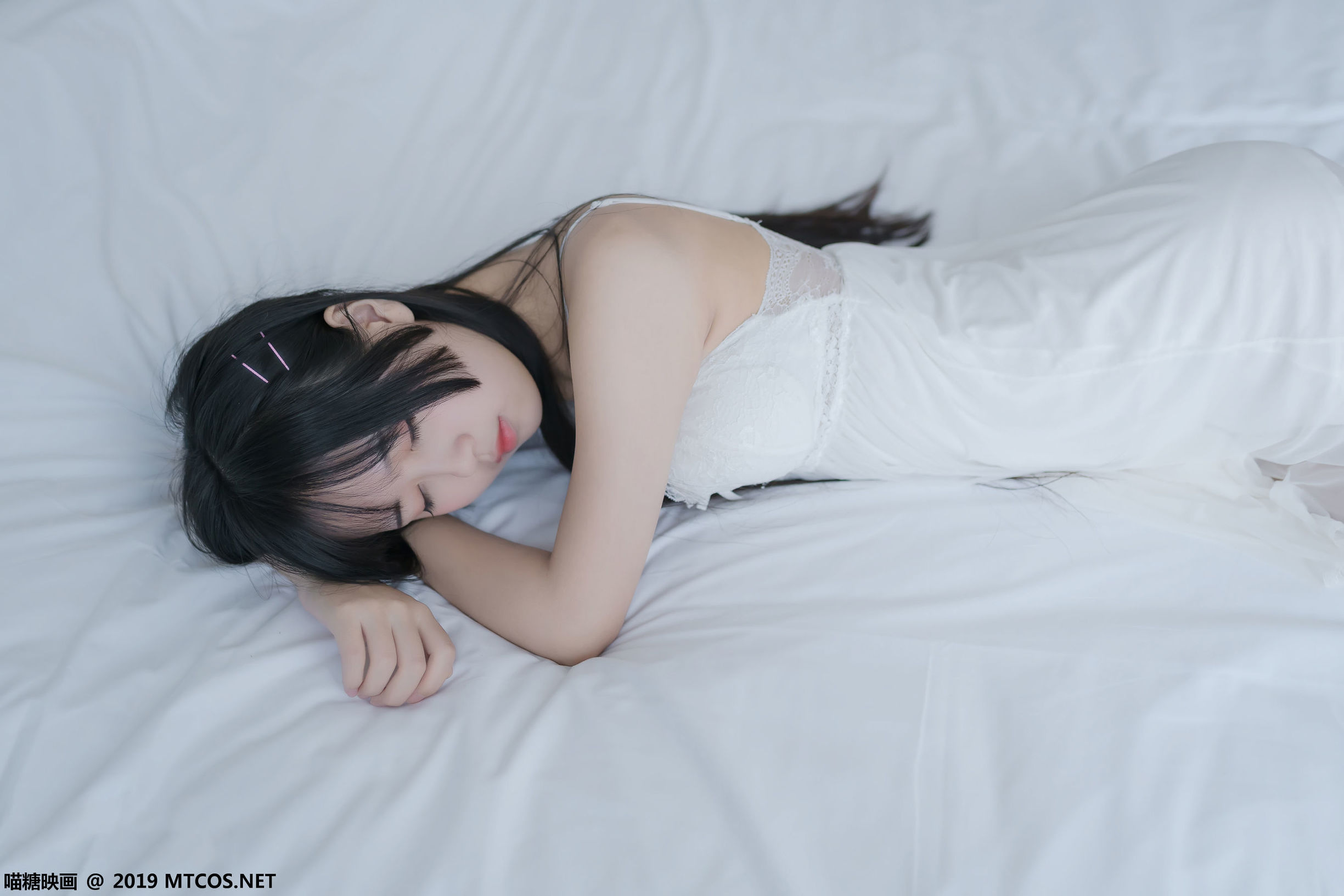 Meow Sugar Film] Vol. 069 White Gauze Skirt