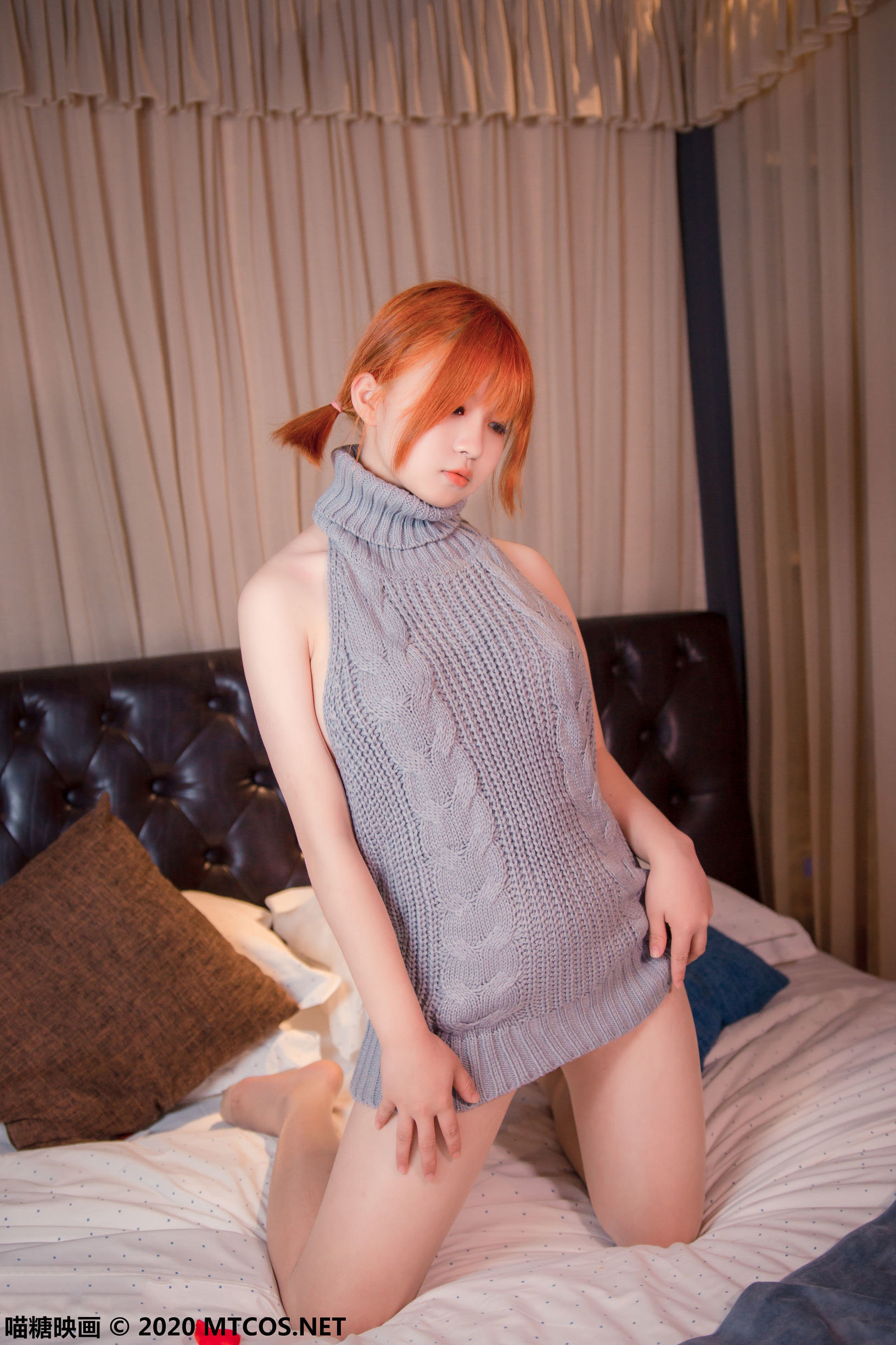 Meow Sugar Film] Vol. 089: Backless Sweater