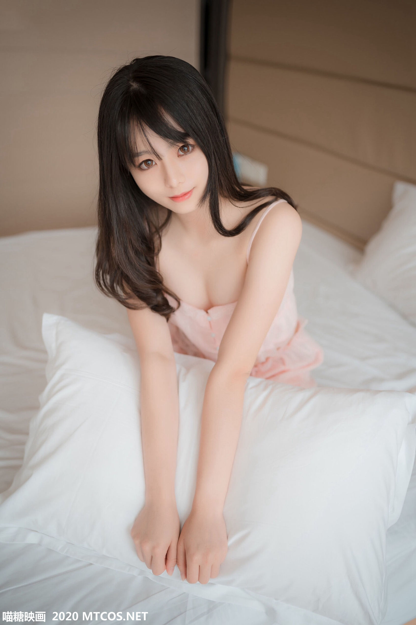 묘탕영화] VOL.104 분홍색 스트랩 잠옷