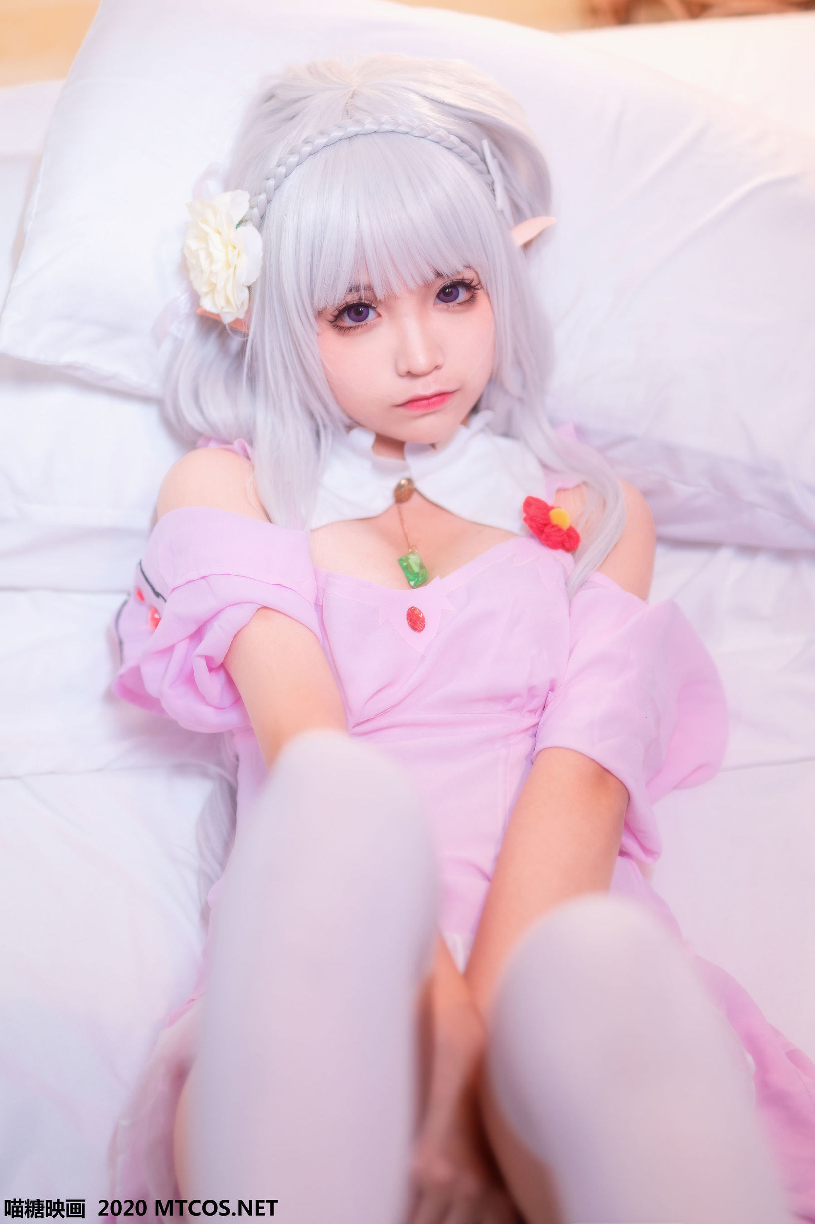 Meow Sugar Films] Vol. 118 "Off-Shoulder Nightgown