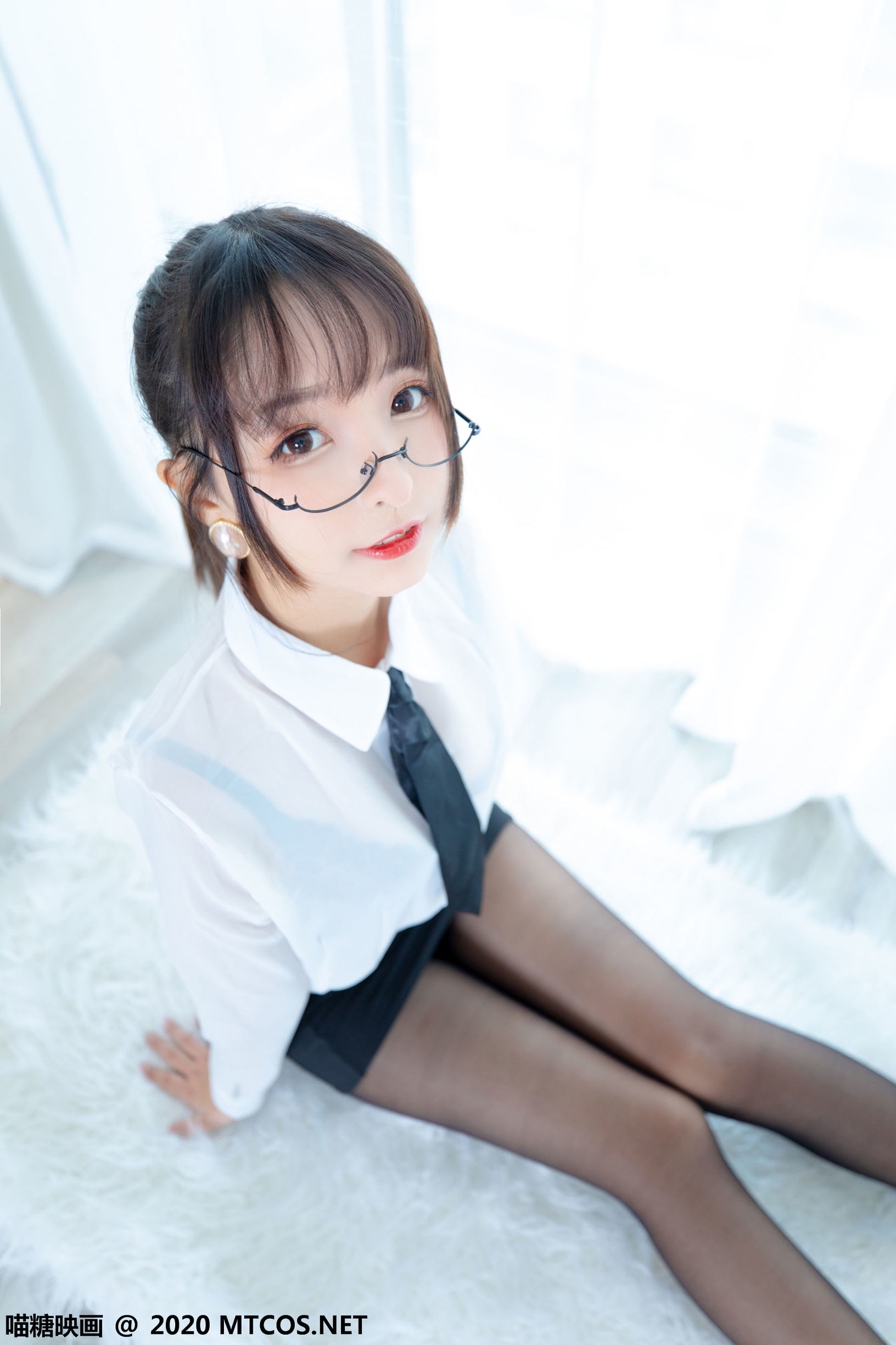 Miaotang Film] Vol. 202: OL Uniform Skirt
