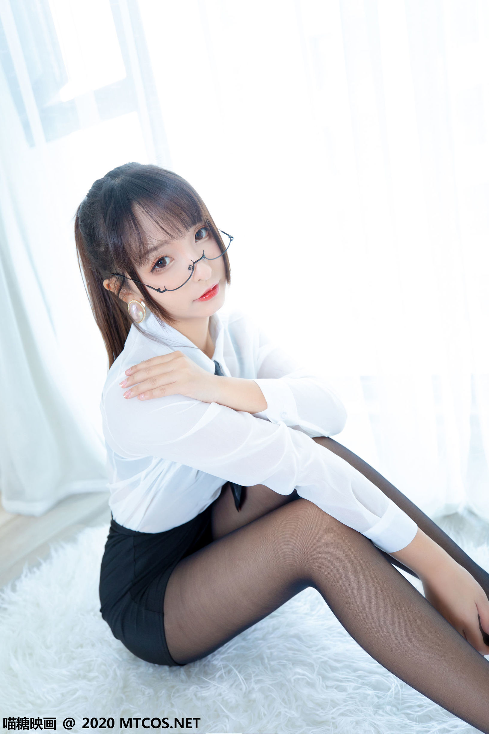 Miaotang Film] Vol. 202: OL Uniform Skirt