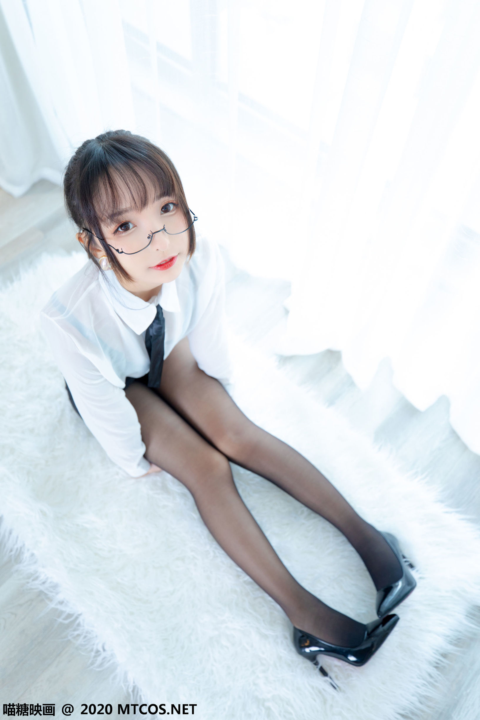 Miaotang Film] Vol. 202: OL Uniform Skirt