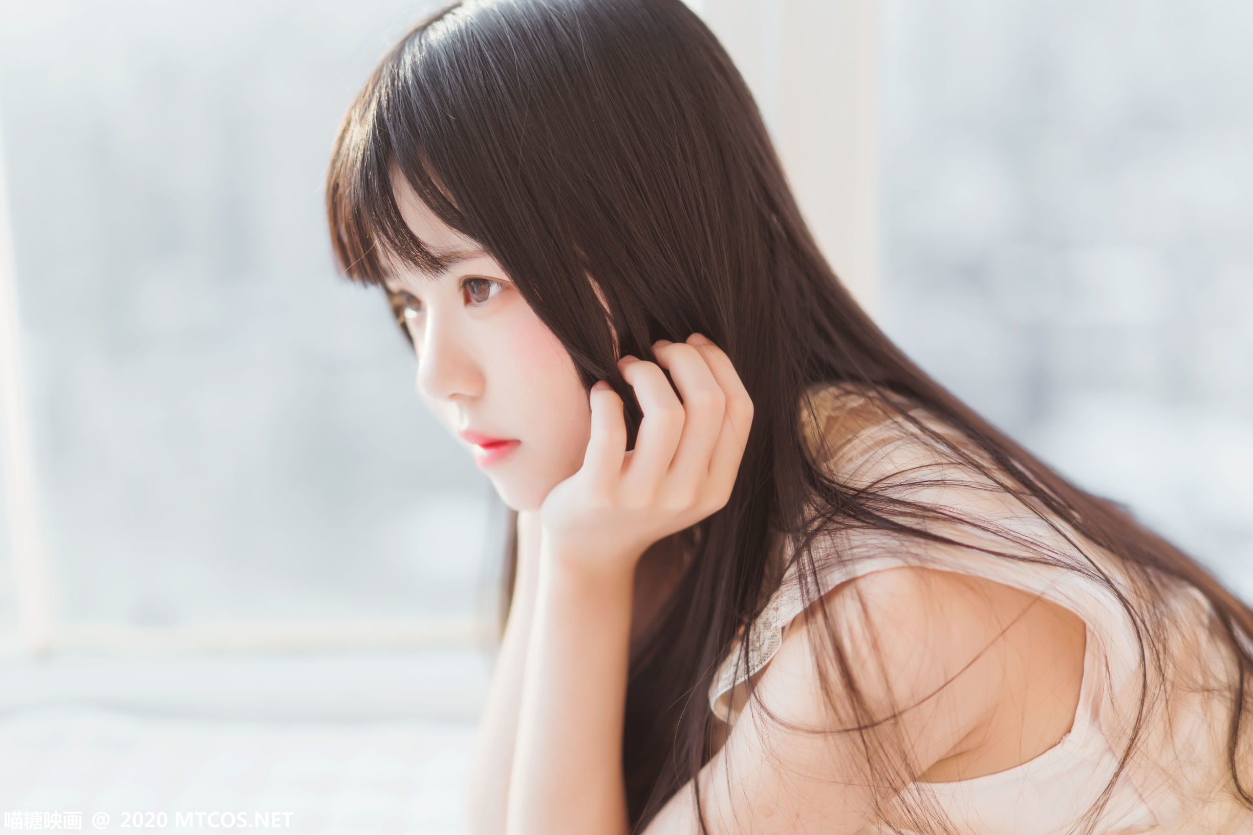 Quiao Tang Điện Ảnh] VOL.226 Cô gái bên cửa sổ