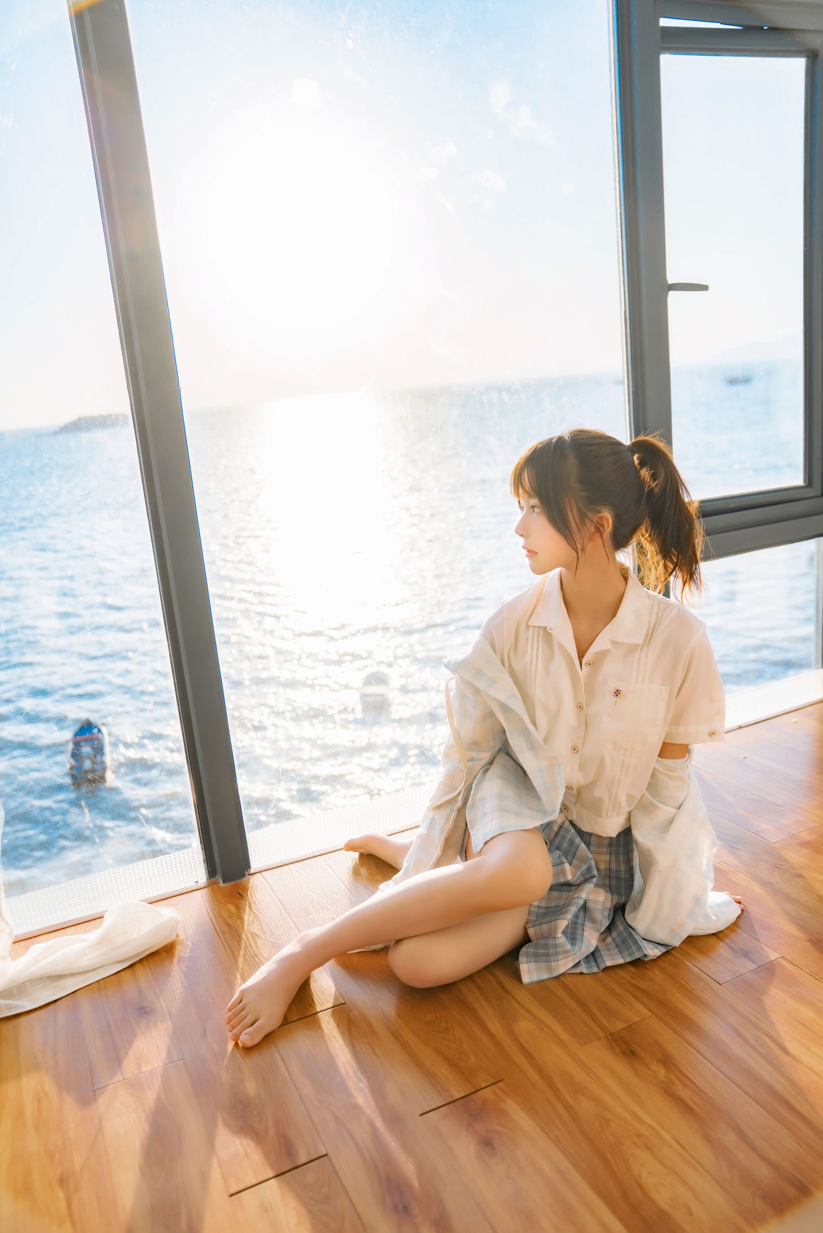 Meow Sugar Films] Vol. 241: The Sea by the Window