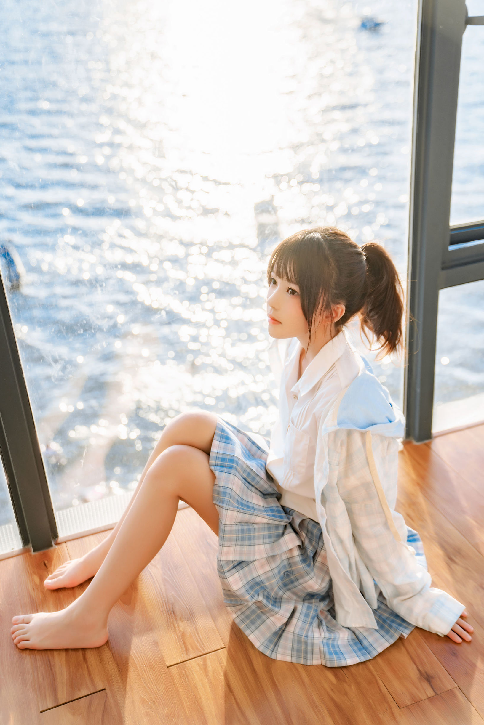 Meow Sugar Films] Vol. 241: The Sea by the Window