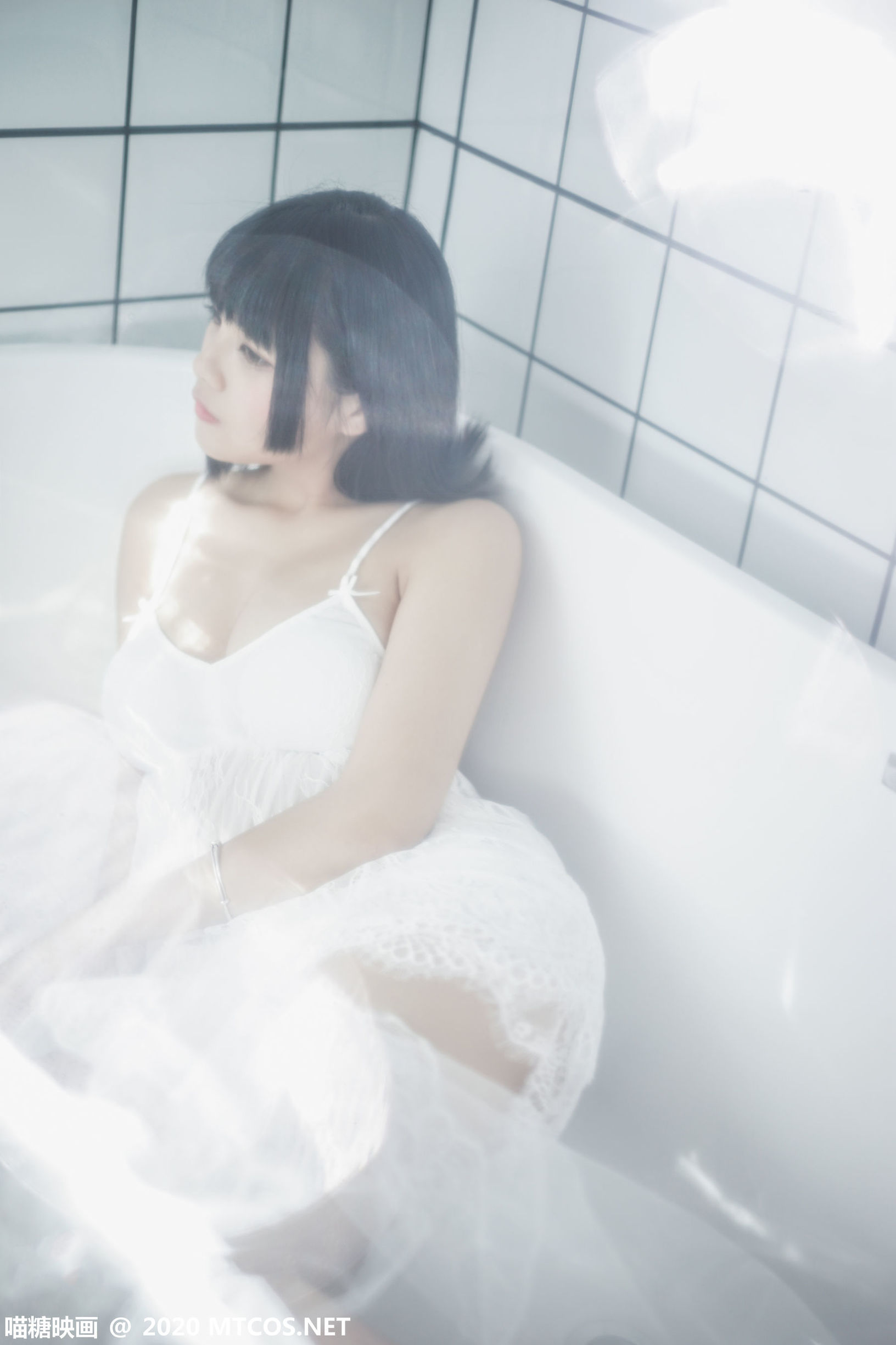 Meow Sugar Films] Vol. 255: The Rabbit in the Bathtub