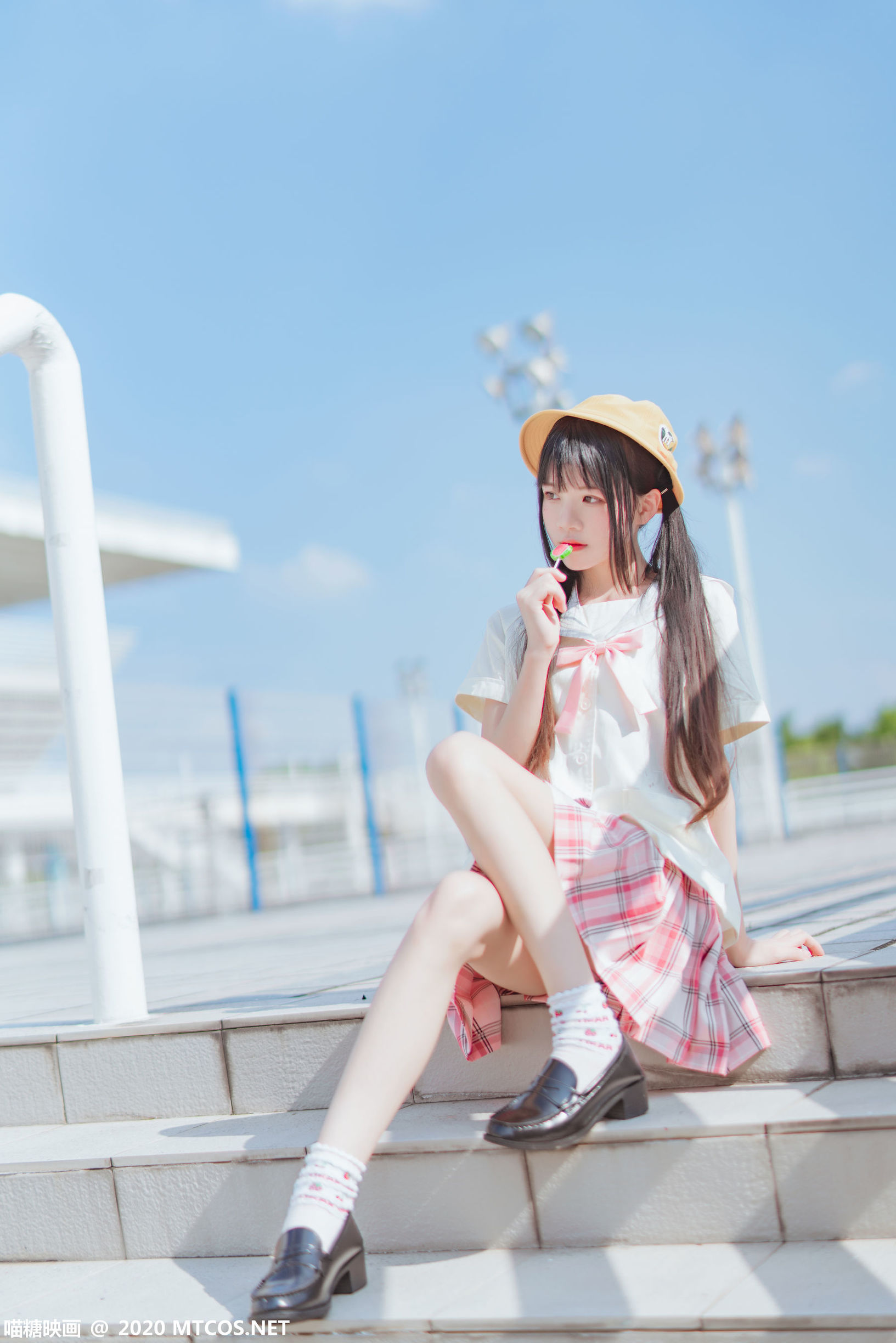 Miaotang Film] Vol. 256 Outdoor Small Yellow Hat