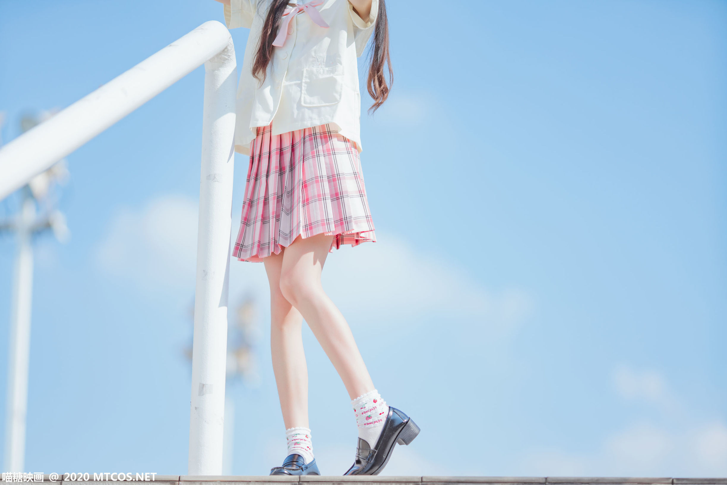 Miaotang Film] Vol. 256 Outdoor Small Yellow Hat