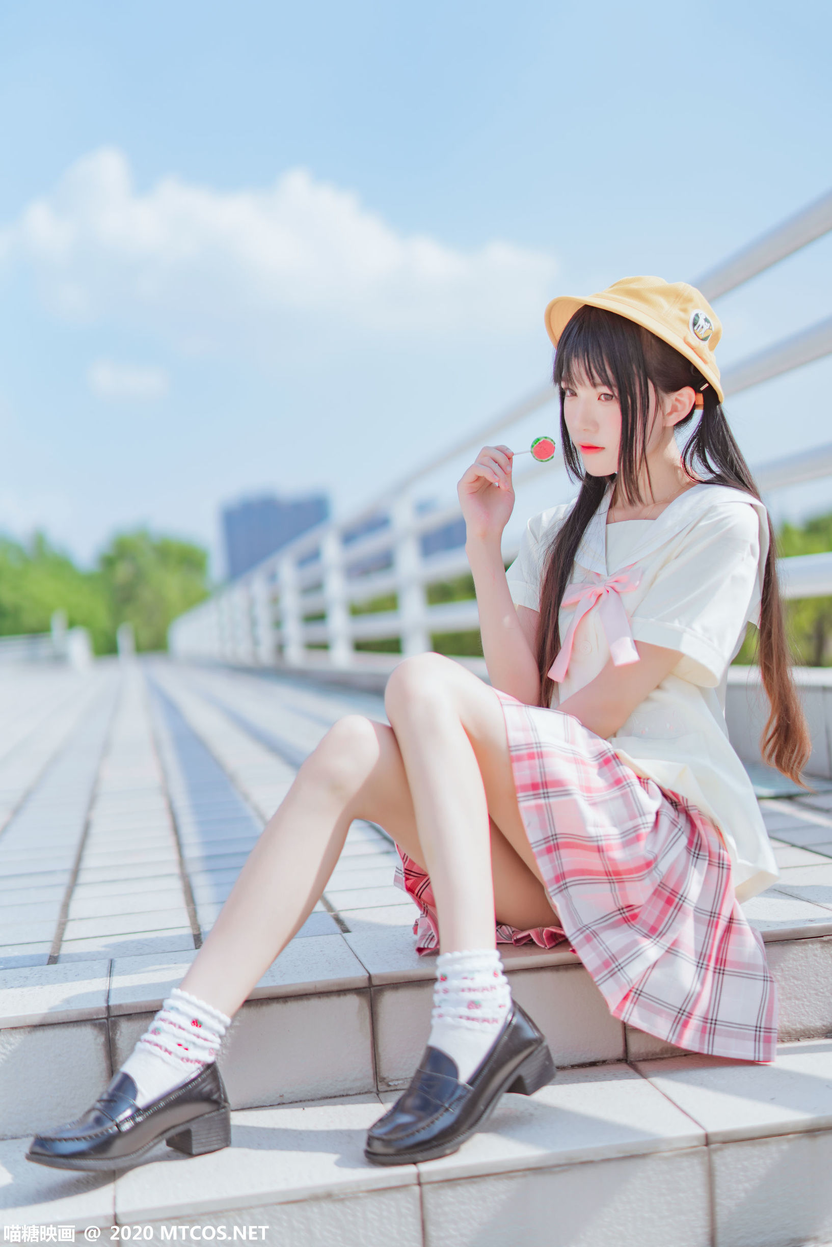 Miaotang Film] Vol. 256 Outdoor Small Yellow Hat