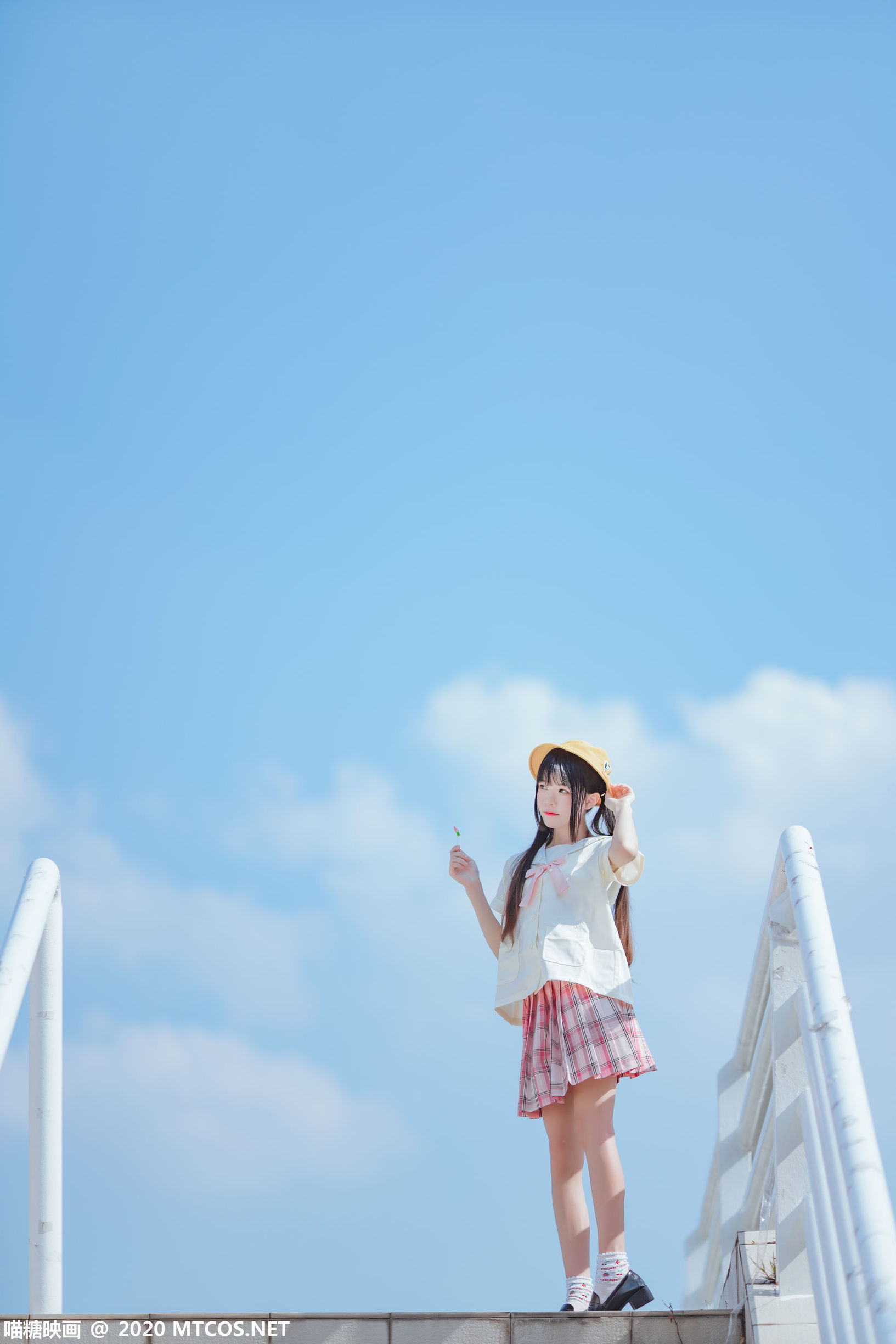 Miaotang Film] Vol. 256 Outdoor Small Yellow Hat