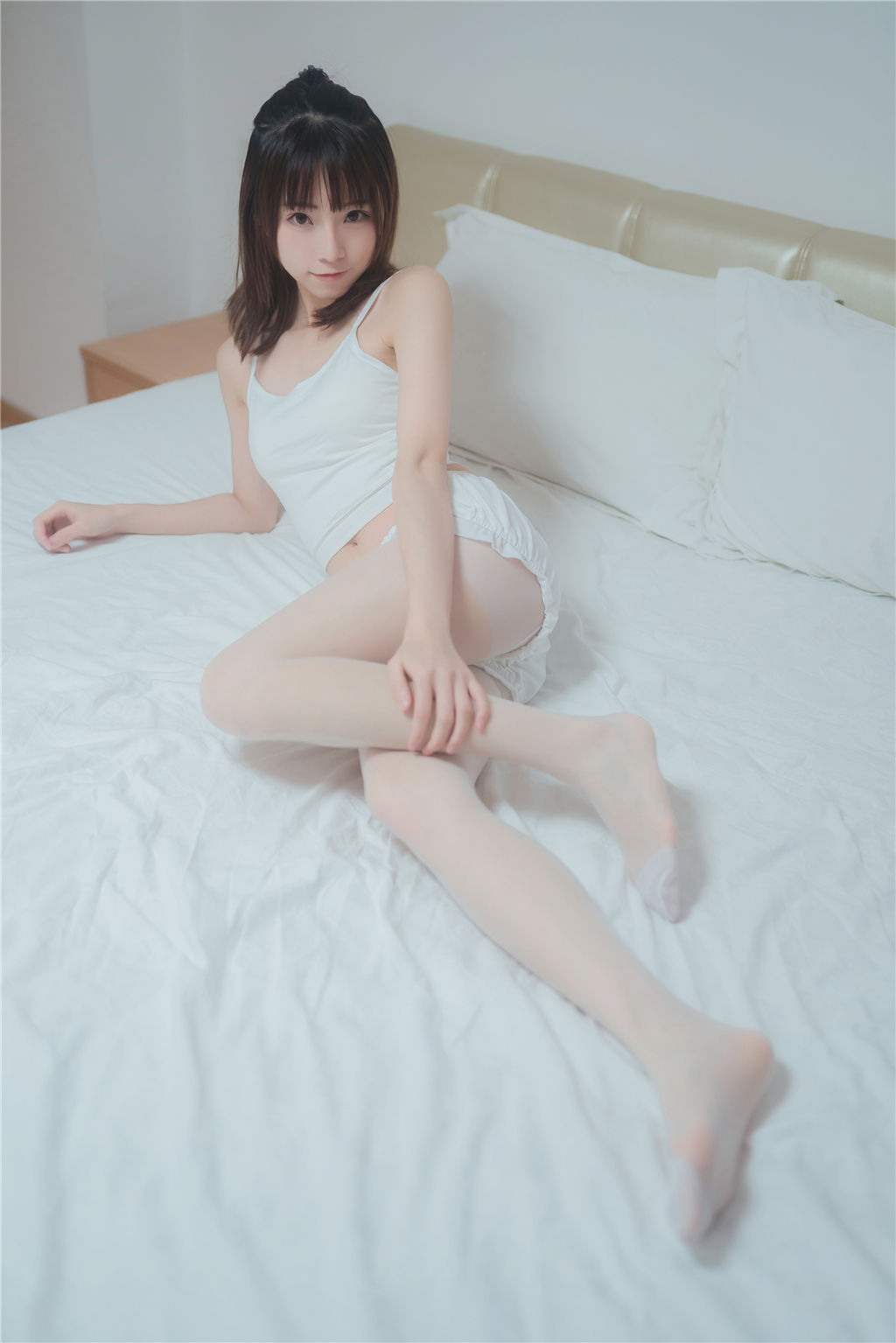 Miaotang Film] Vol. 269 White Suit