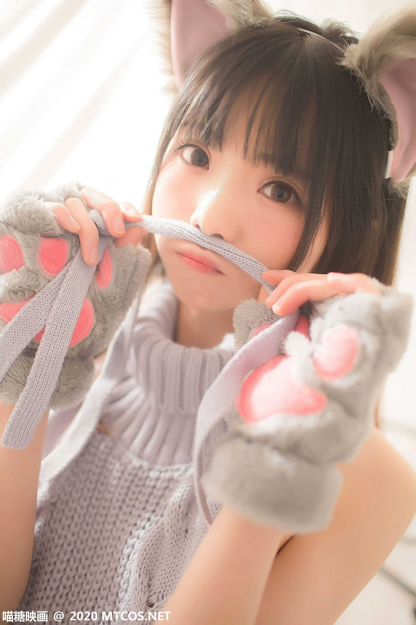 Meow Sugar Films] Vol. 274: The Moe Girl's Blue Sweater