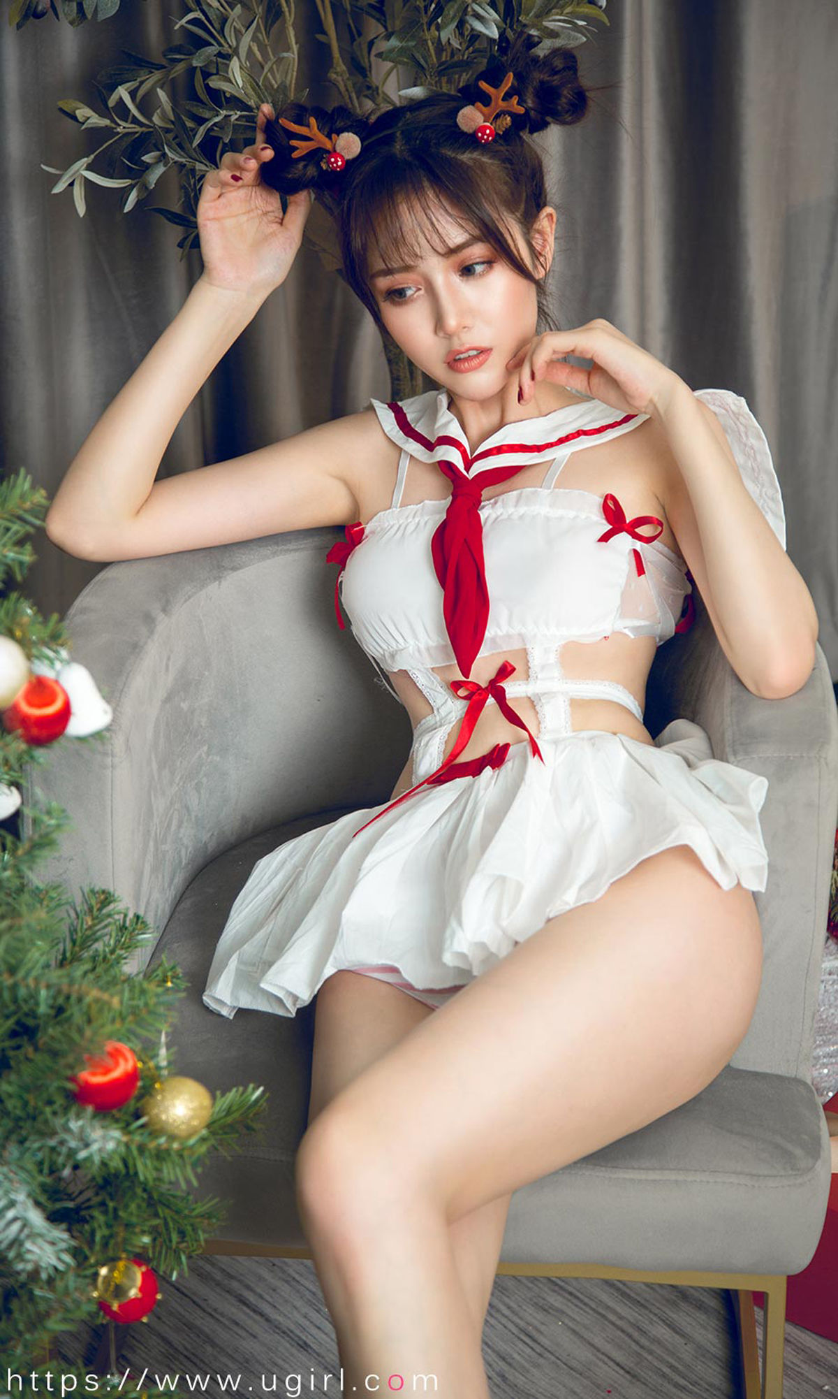 ユーガオケンアイユウブツ] No.1679 タン・シャオタン 制服少女のクリスマスショー