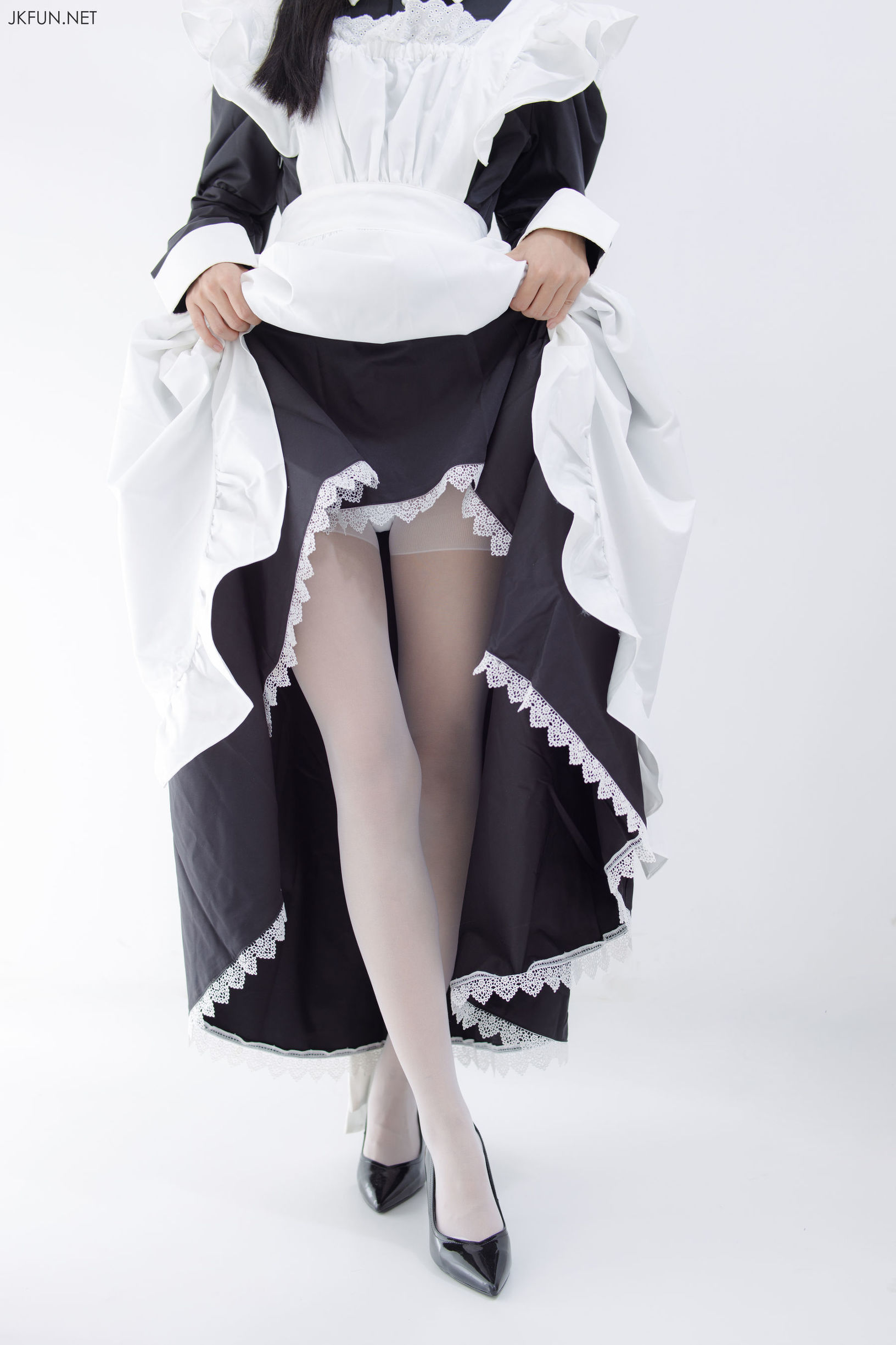 森蘿財團] 女仆眼鏡妹