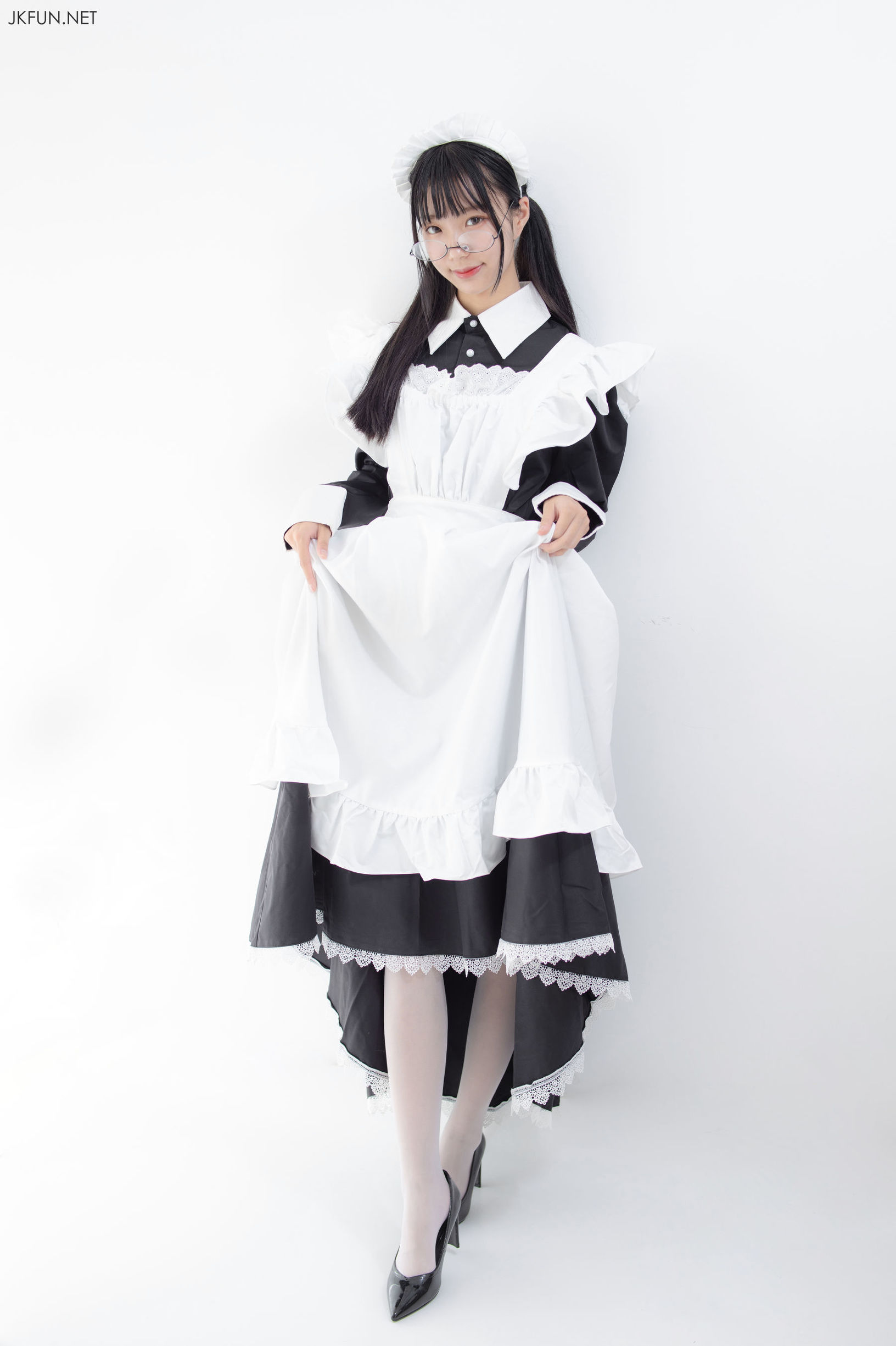 森蘿財團] 女仆眼鏡妹