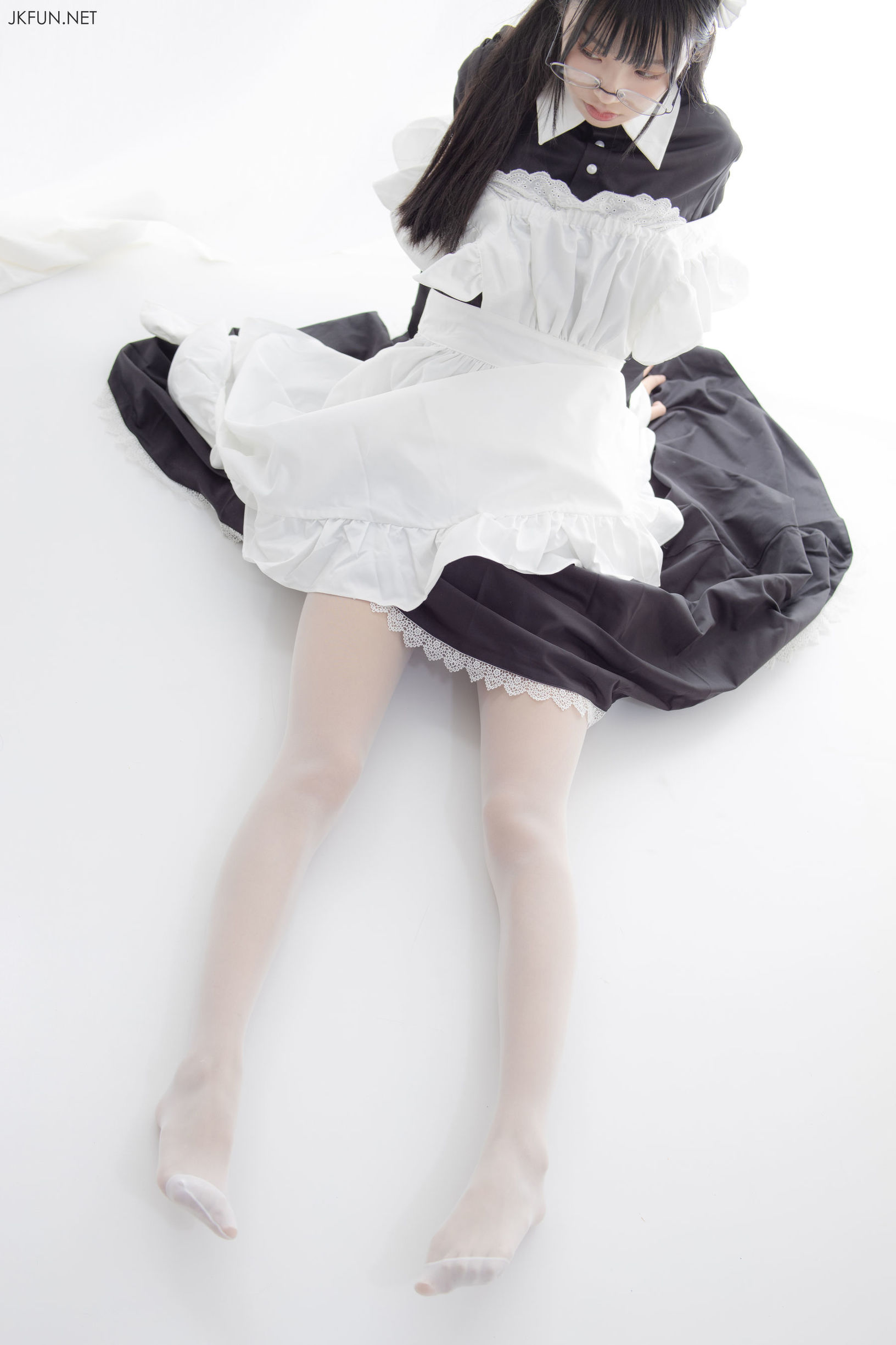 Sen Luo Consortium] Maid with Glasses Girl
