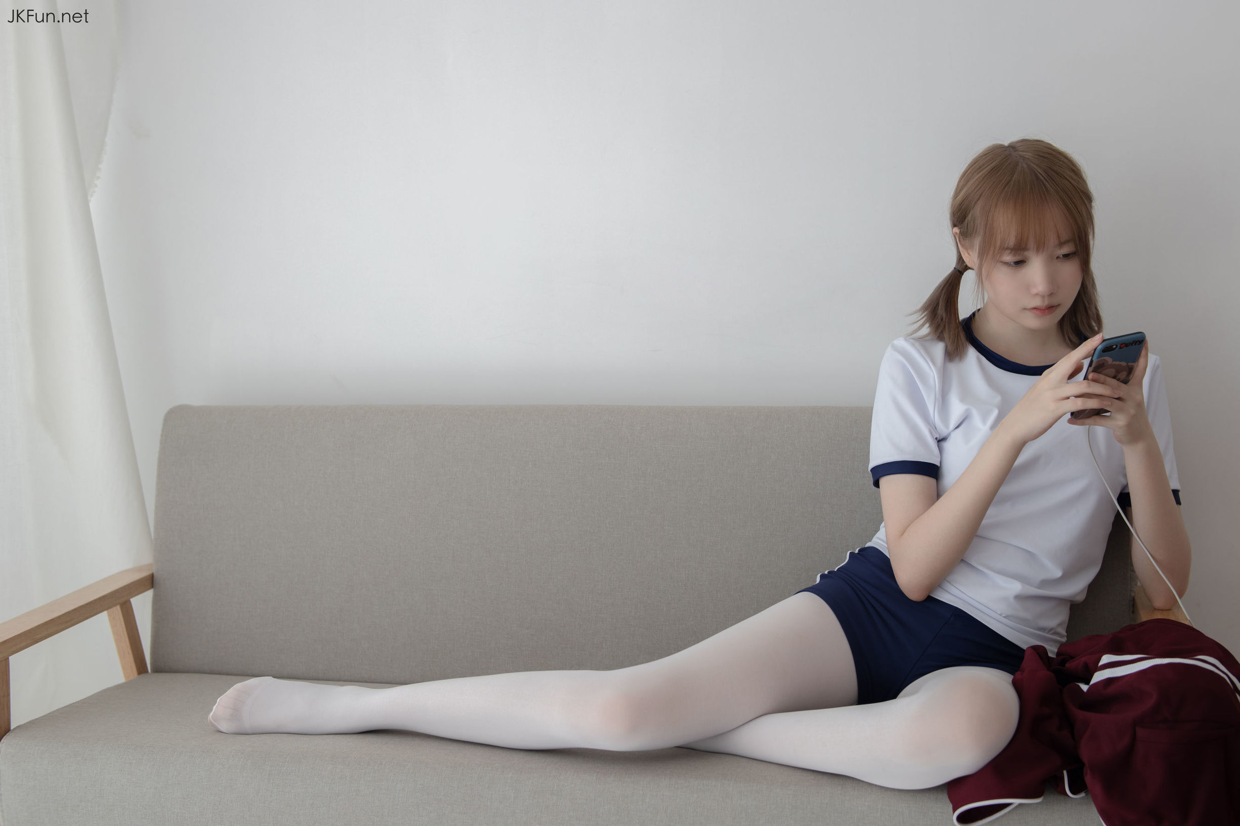 Sen Lô Tài Đoàn] Aika 80D Trắng Tơ Ngoài Trời Áo Thể Dục