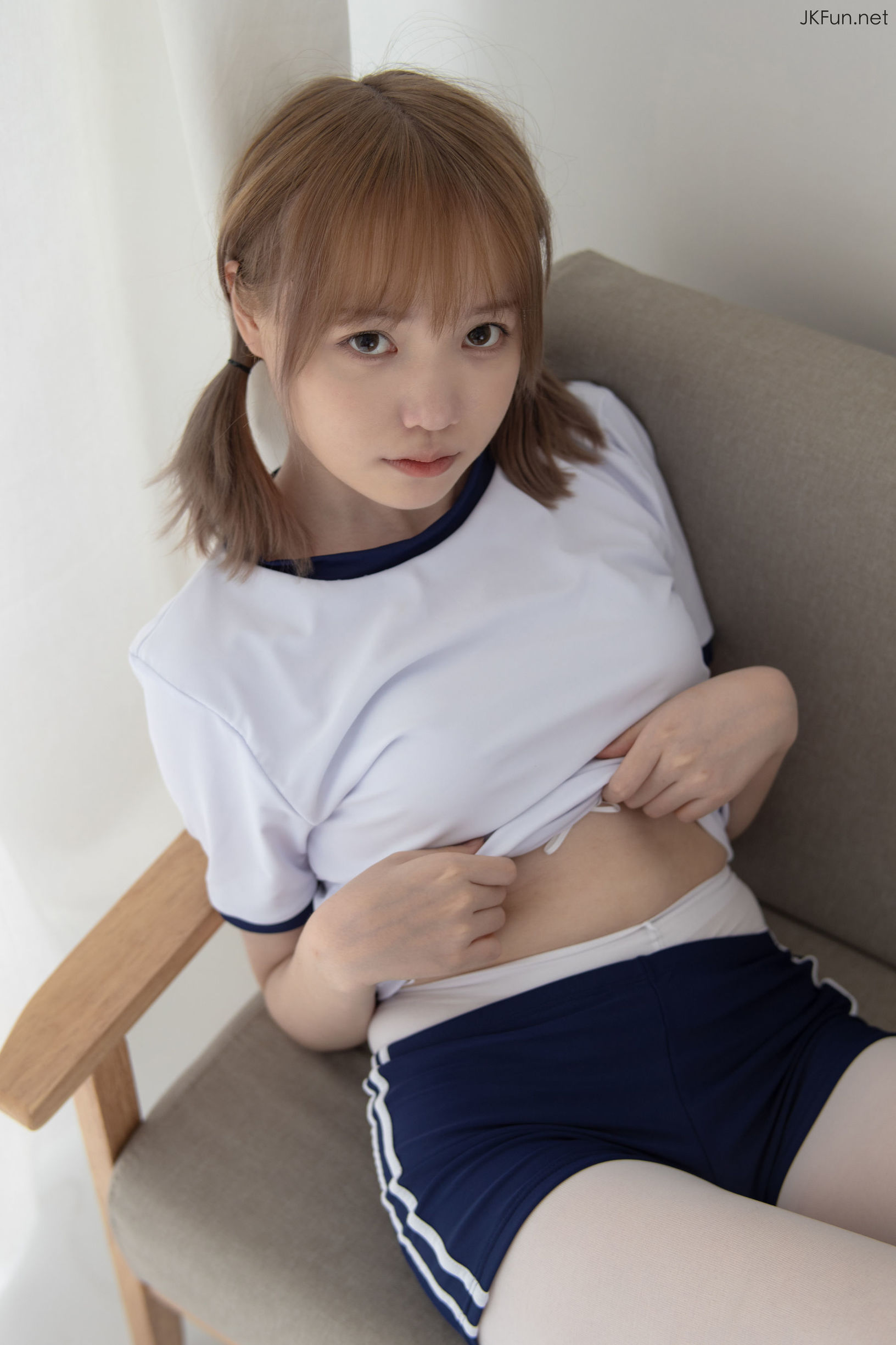 森ロ財団] アイカ 80D 白シルク 屋外体操服