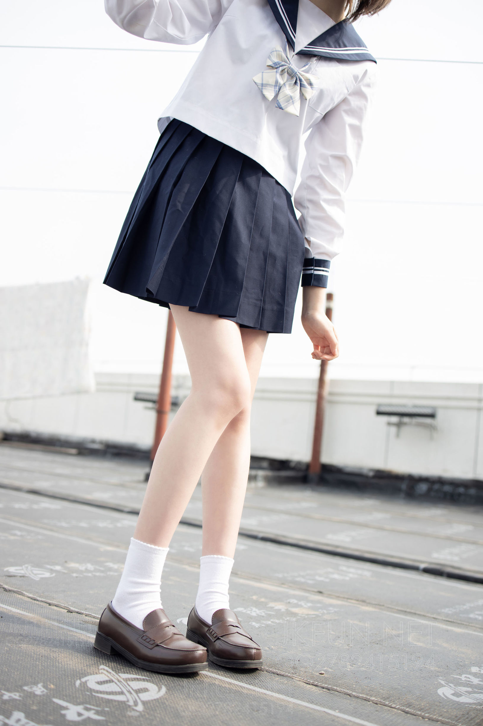เซนโลว์ ไช่ตวน] JKFUN-002 ไอคะ น้องสาวน่ารัก เท้าด้วยผ้าไหม