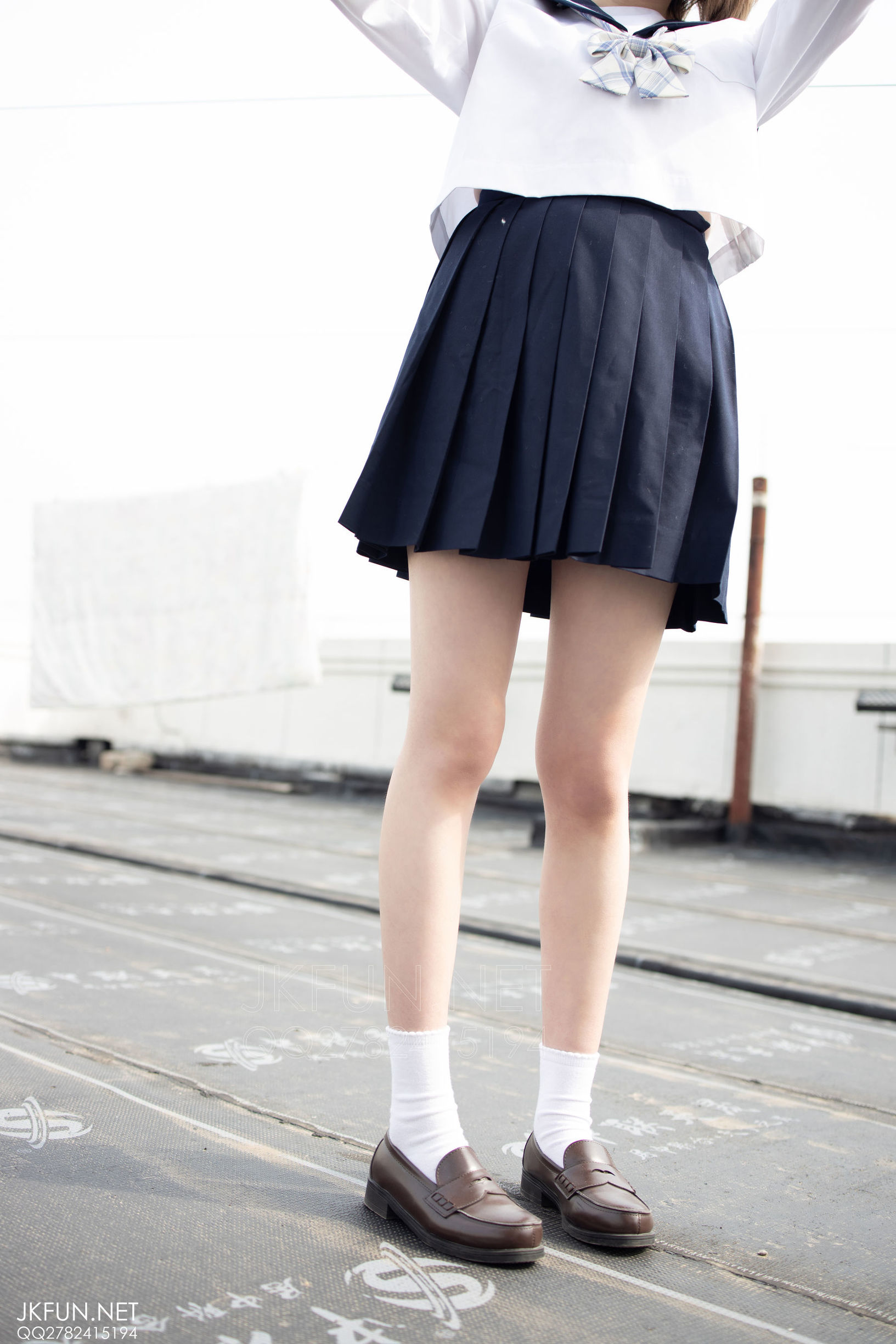 เซนโลว์ ไช่ตวน] JKFUN-002 ไอคะ น้องสาวน่ารัก เท้าด้วยผ้าไหม
