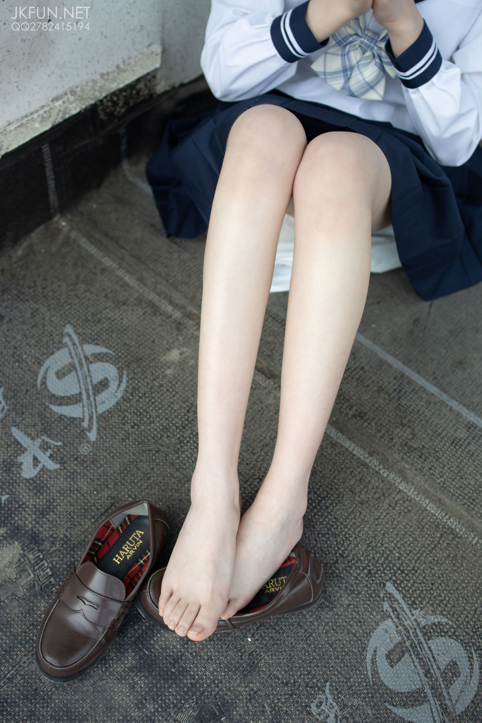 เซนโลว์ ไช่ตวน] JKFUN-002 ไอคะ น้องสาวน่ารัก เท้าด้วยผ้าไหม