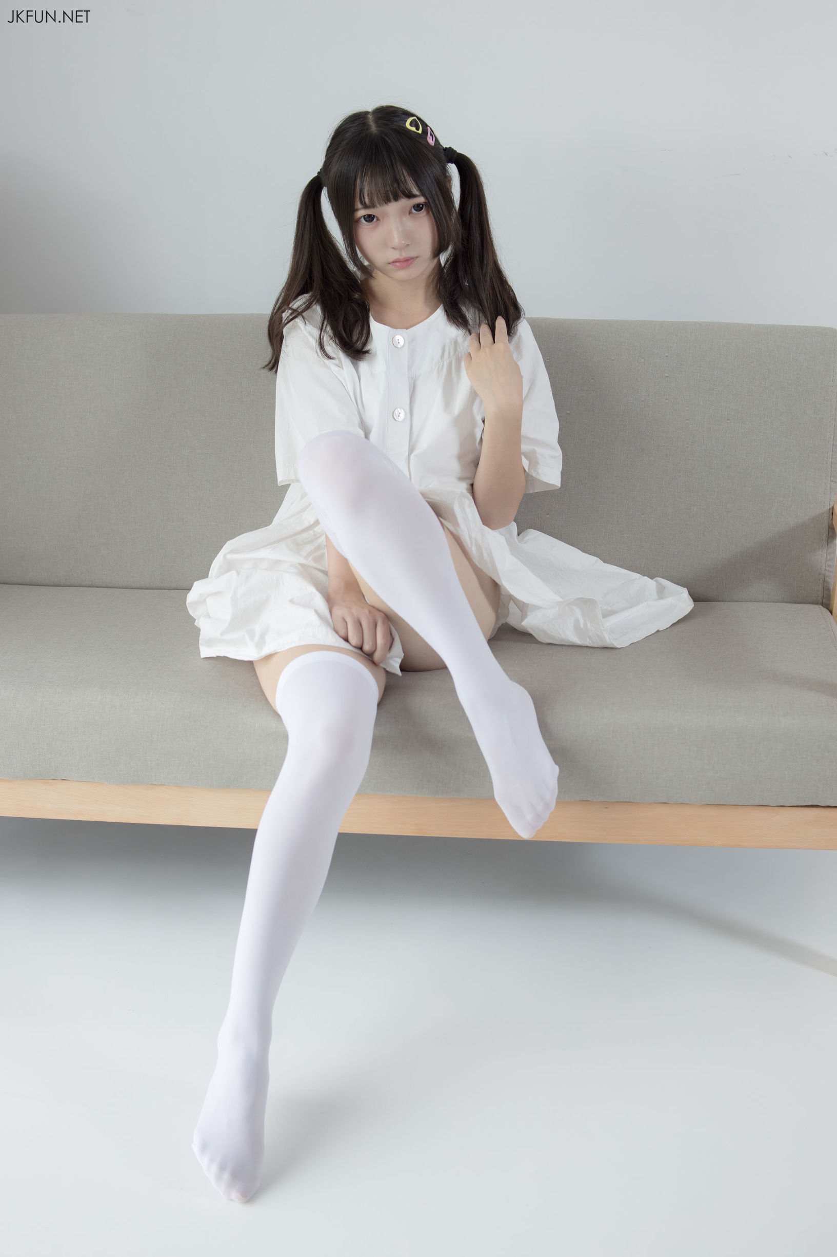 Sen Luo Consortium] JKFUN-014 Mo Mo The Era of Fluttering White Clothes
