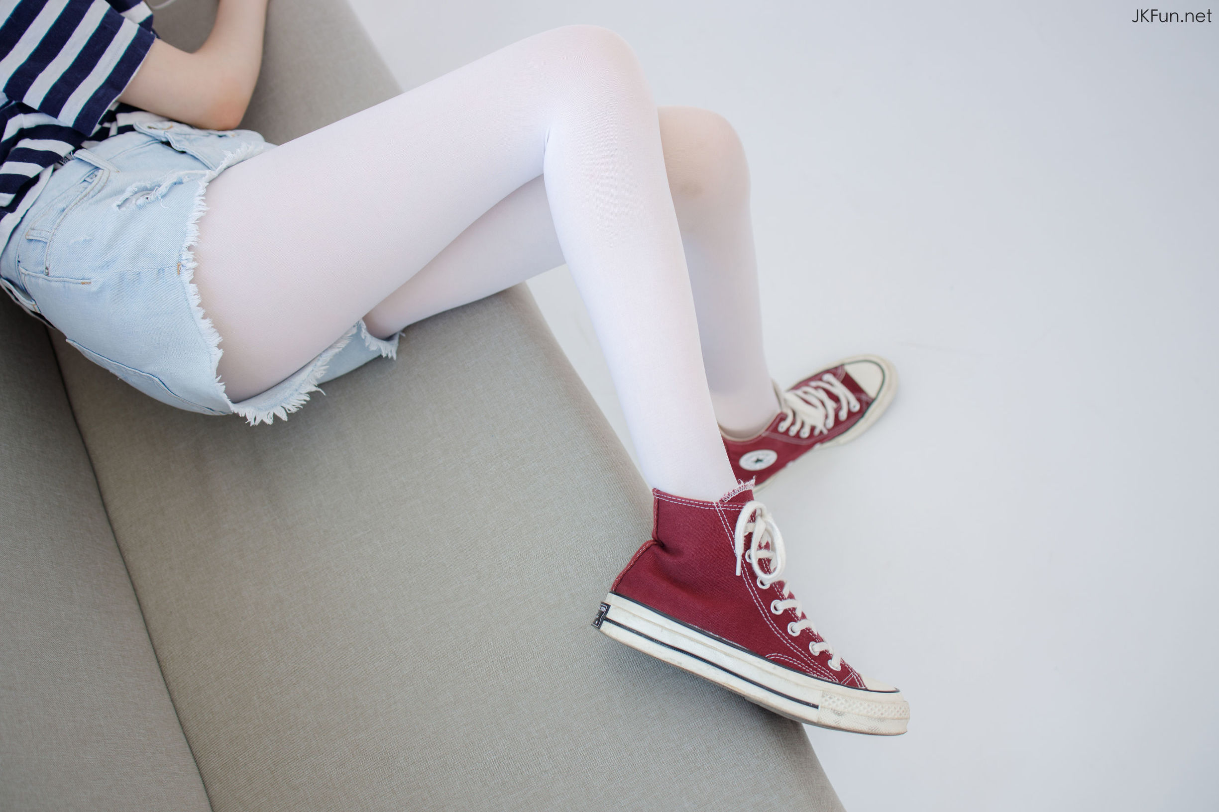 เซนโลว์ไซดัน] JKFUN-020 ไอคะ 80D สีขาวไหม