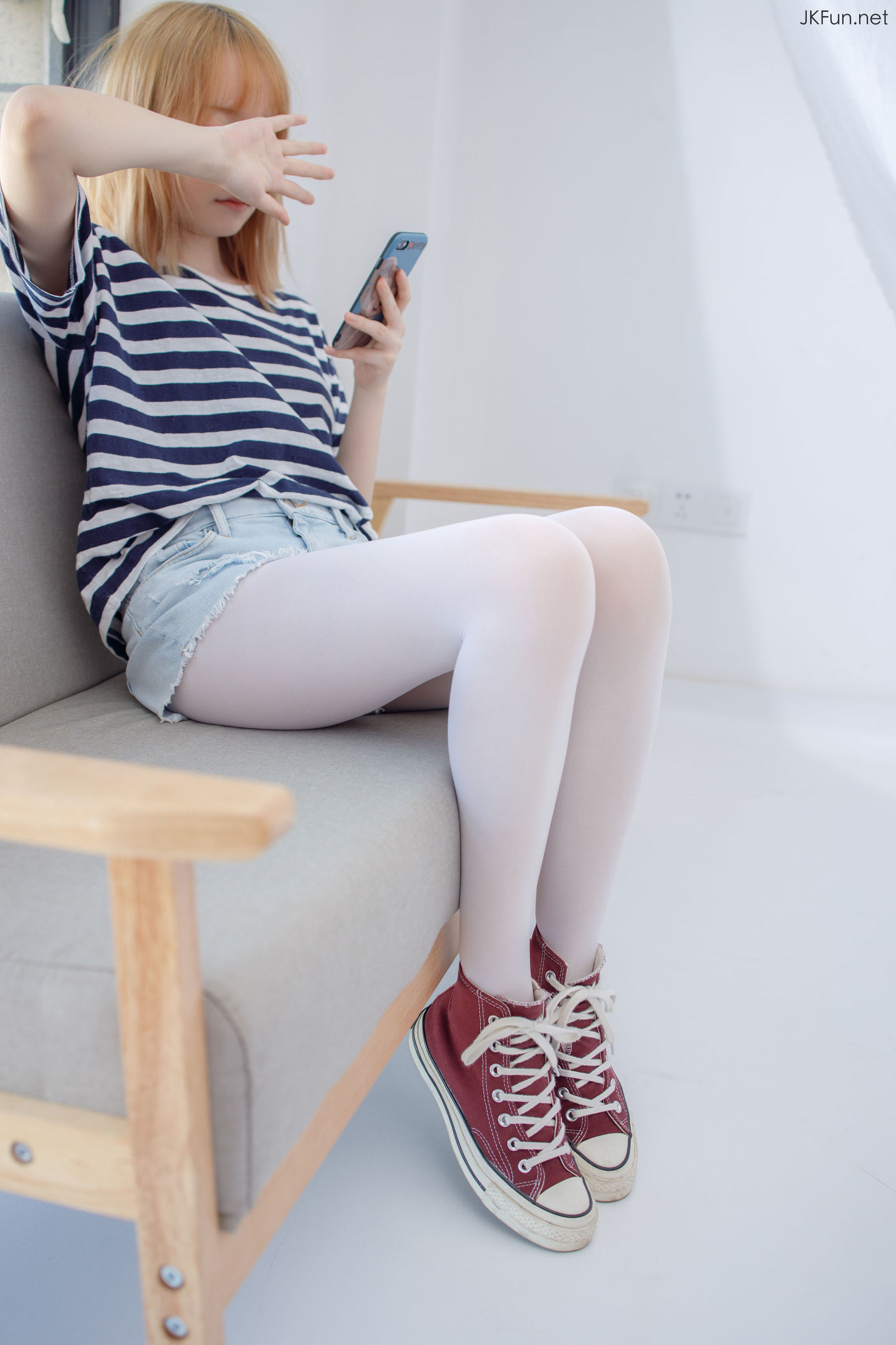 เซนโลว์ไซดัน] JKFUN-020 ไอคะ 80D สีขาวไหม