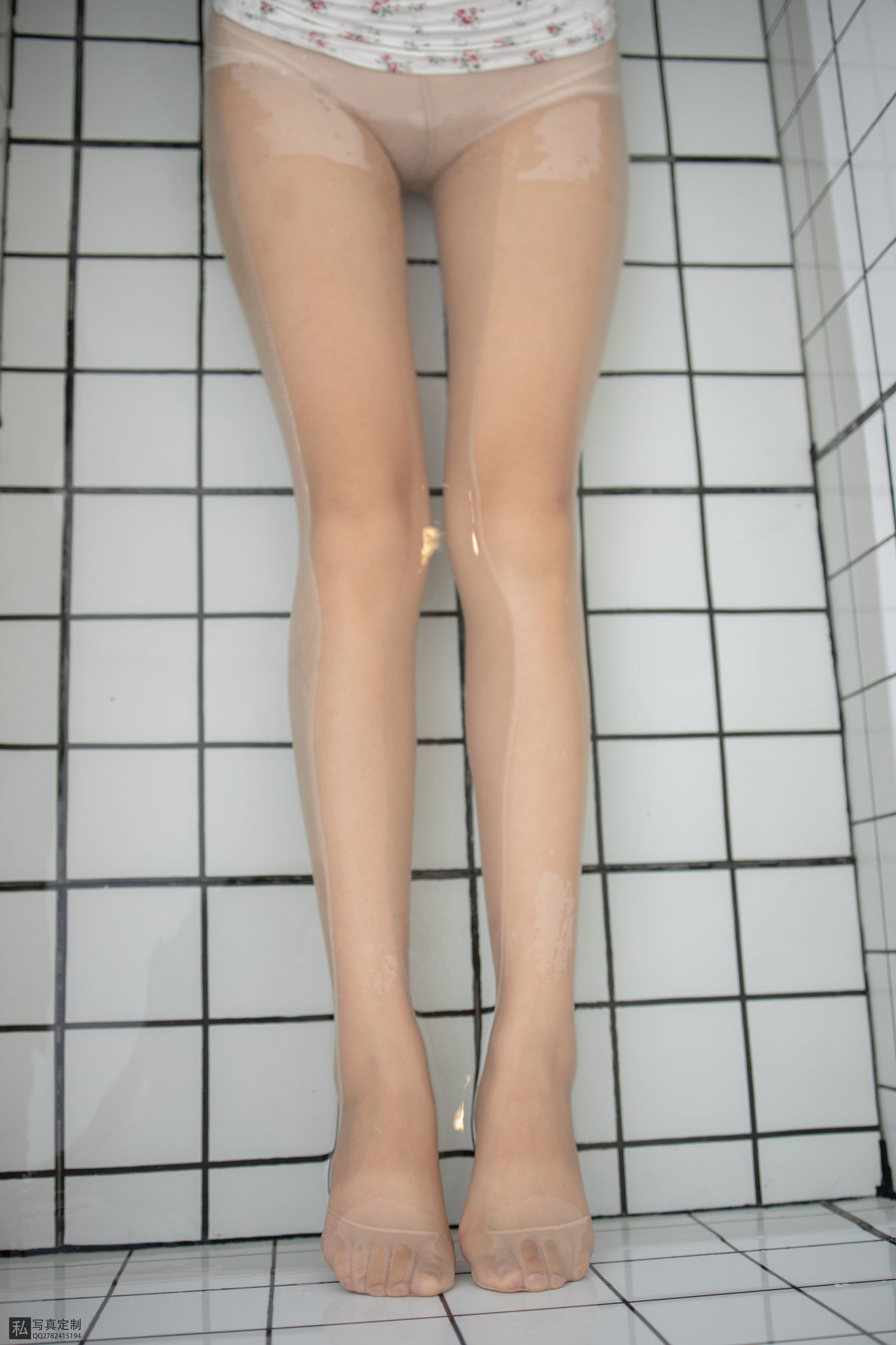 森ロ財団] JKFUN-022 フラワープリントの小さい吊り帯 15Dのシースルー stockings