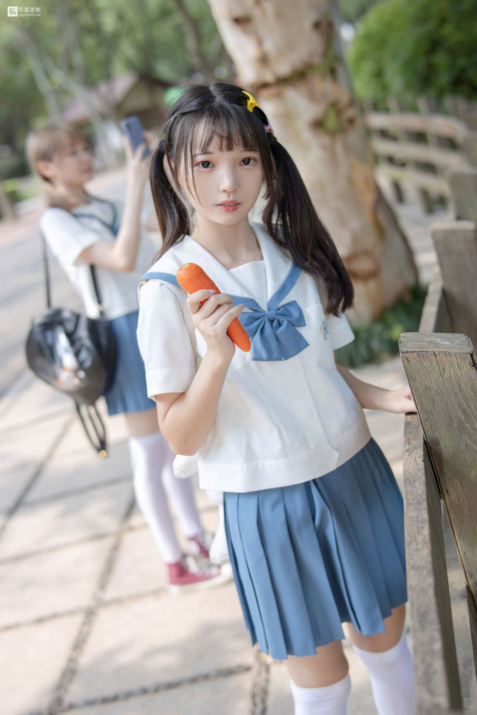 森羅財団] JKFUN-025 モクモク&アイカ 80D白いシルクの過膝ソックス