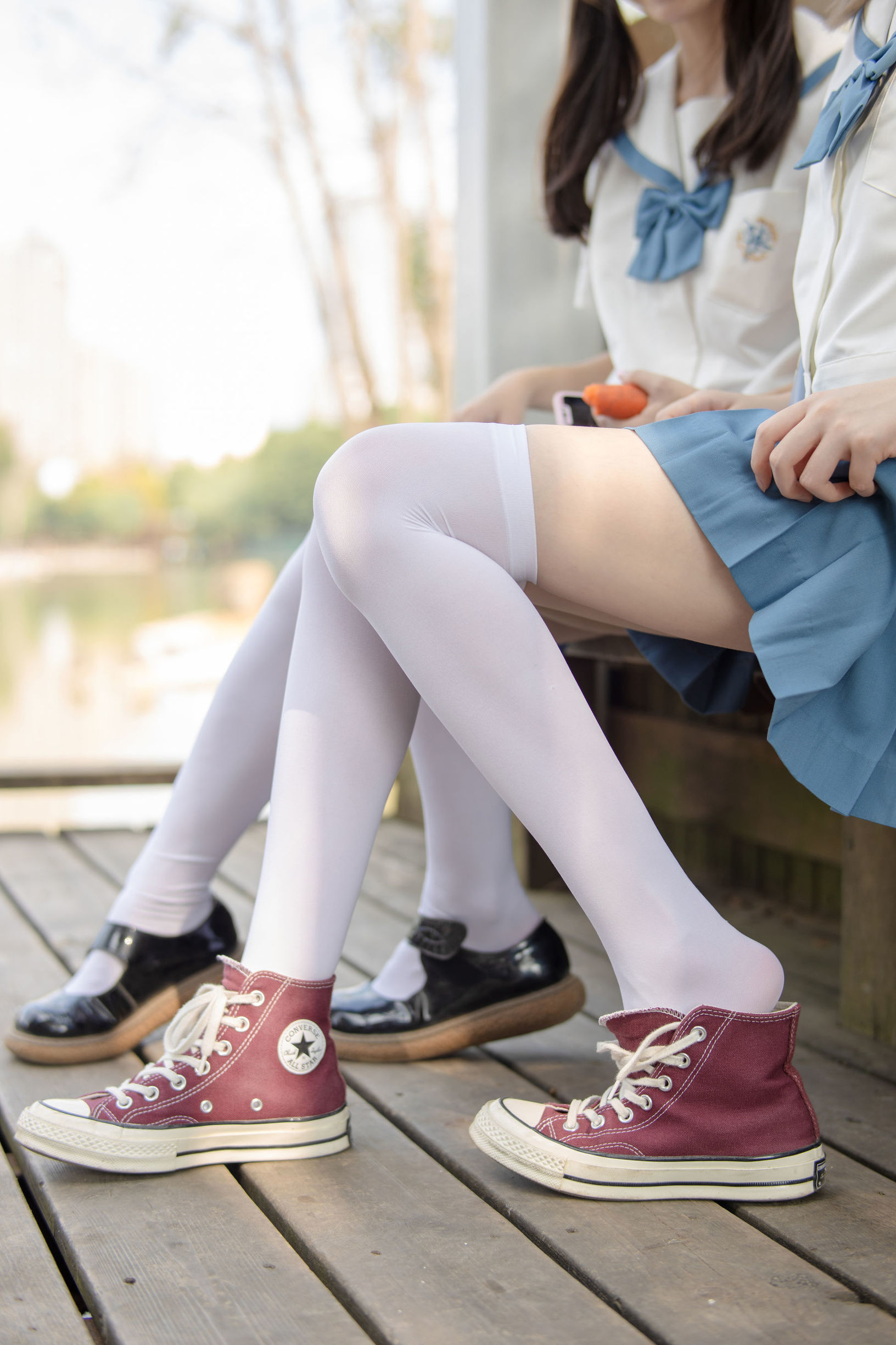 森羅財団] JKFUN-025 モクモク&アイカ 80D白いシルクの過膝ソックス