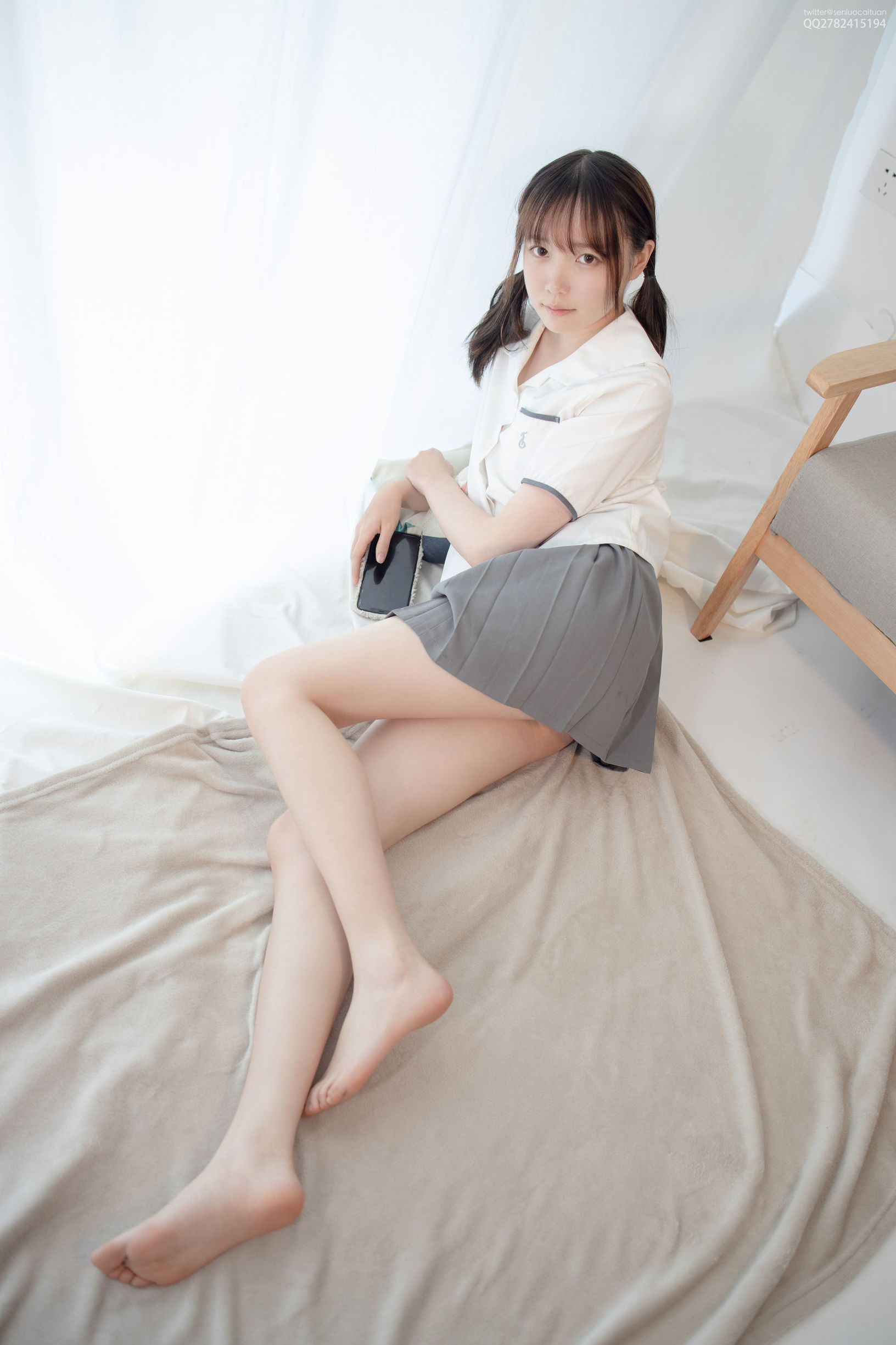 森羅財団] JKFUN-047 アイカ JK裸足